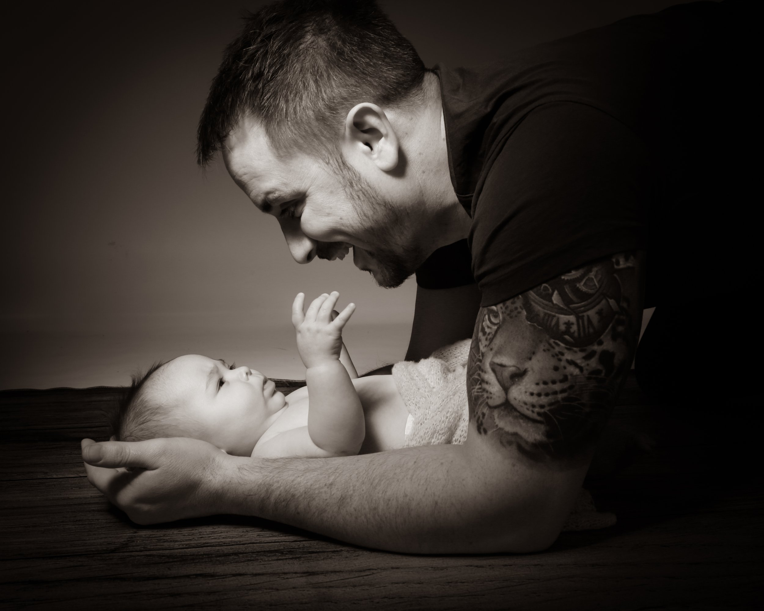 Cardiff Newborn Photo.jpg