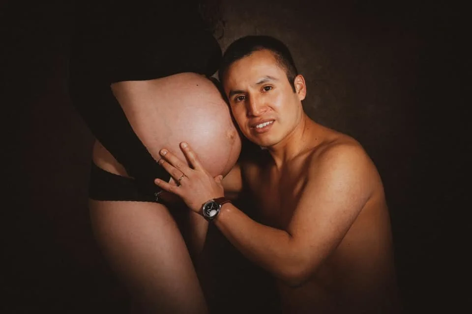 bump maternity pregnancy photo shoot photoshoot Cardiff studio.jpg