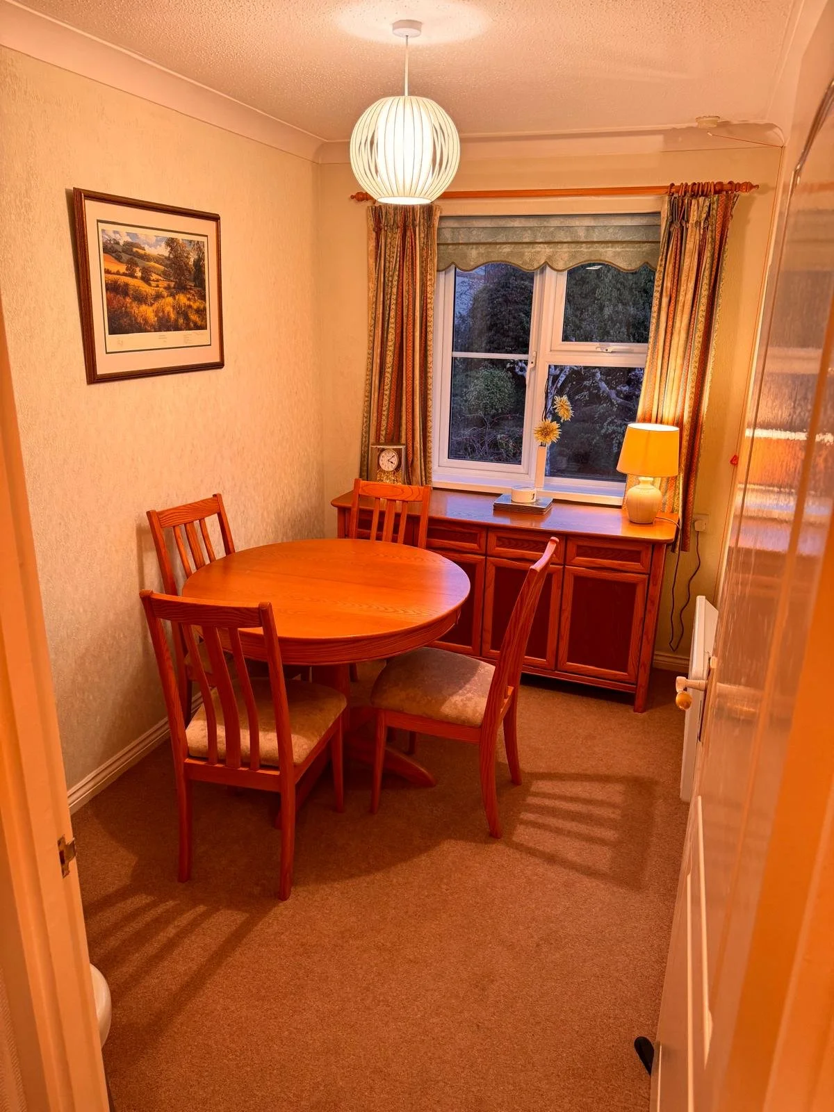 Dining Room 1.jpg