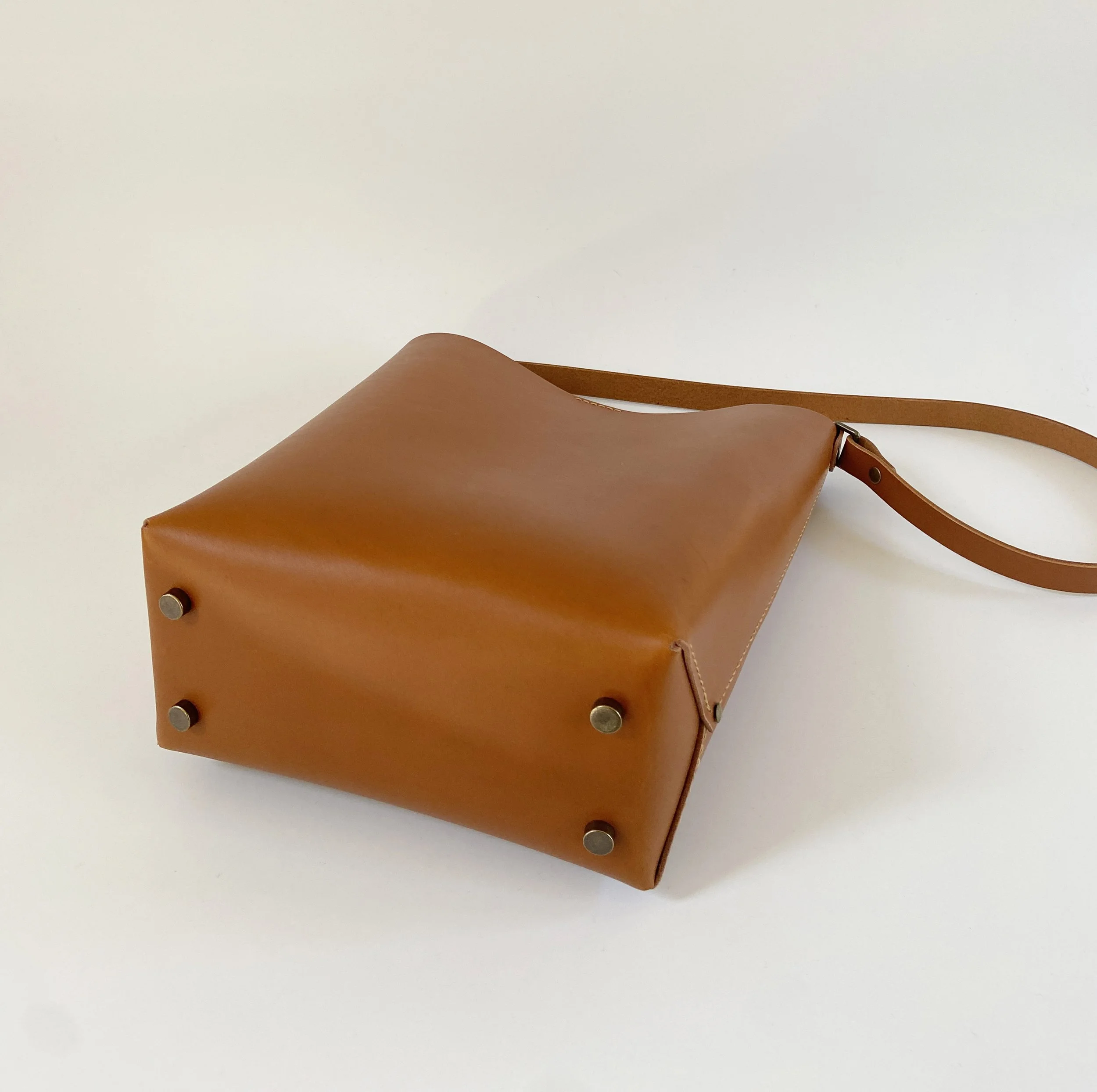 0_EverydayBag_BottomSQ.jpg