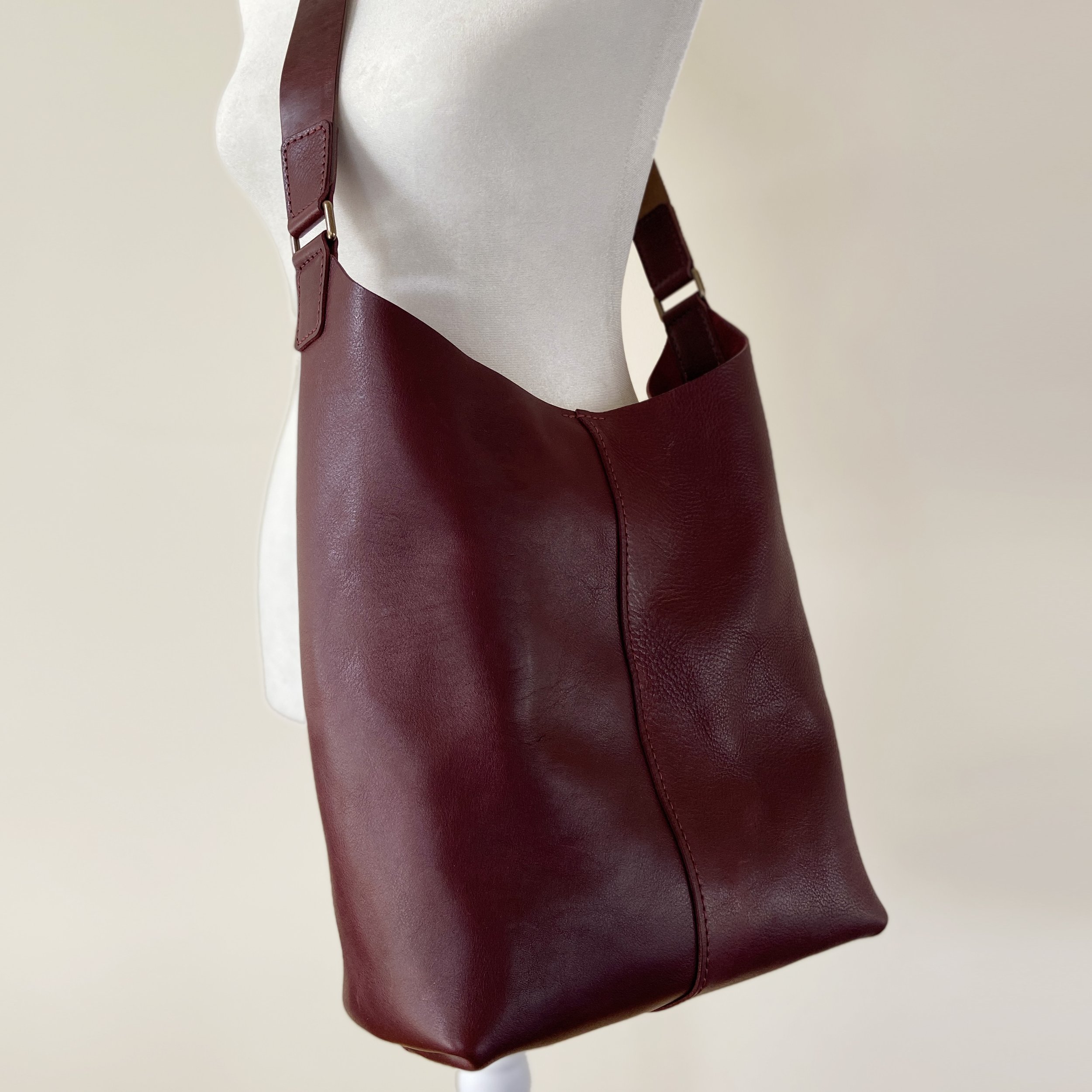 Hobo Bag – Bordeaux
