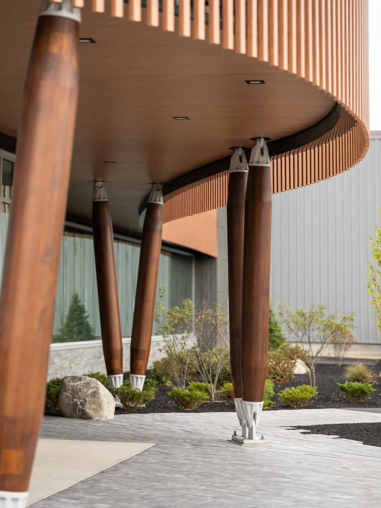 So much beauty in the details at the L.L.Bean headquarters in Freeport. Design by @smrt_ae 📸 @trentbellphotography