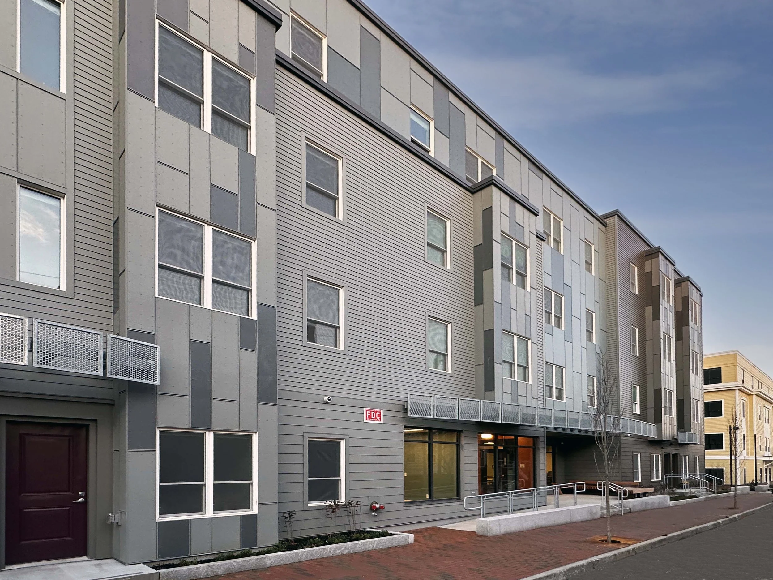 WL Exterior 1.jpg