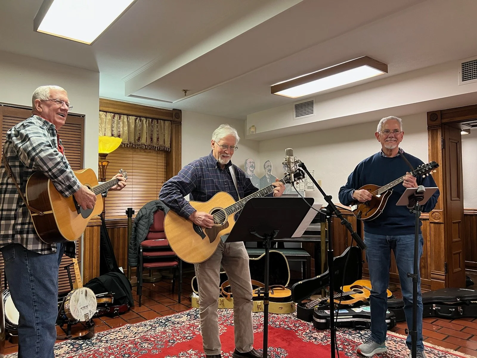 Timeless Strings Band pic.jpg