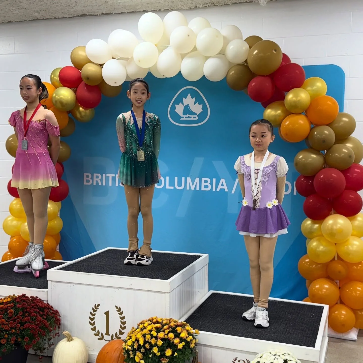 Gold for Aria 🥇 Star 6 at Autumn Leaves