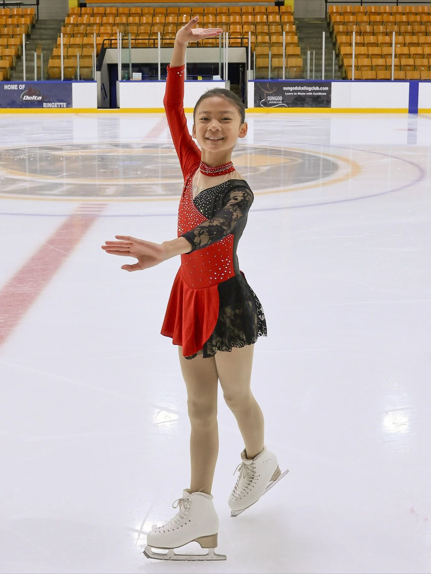 Meet Our Competitive Team 💃 khloe Lai

Khloe is 11 years old and is competing at the Pre-Juvenile U13 level. This is Khloe&rsquo;s first sectional championships ever!