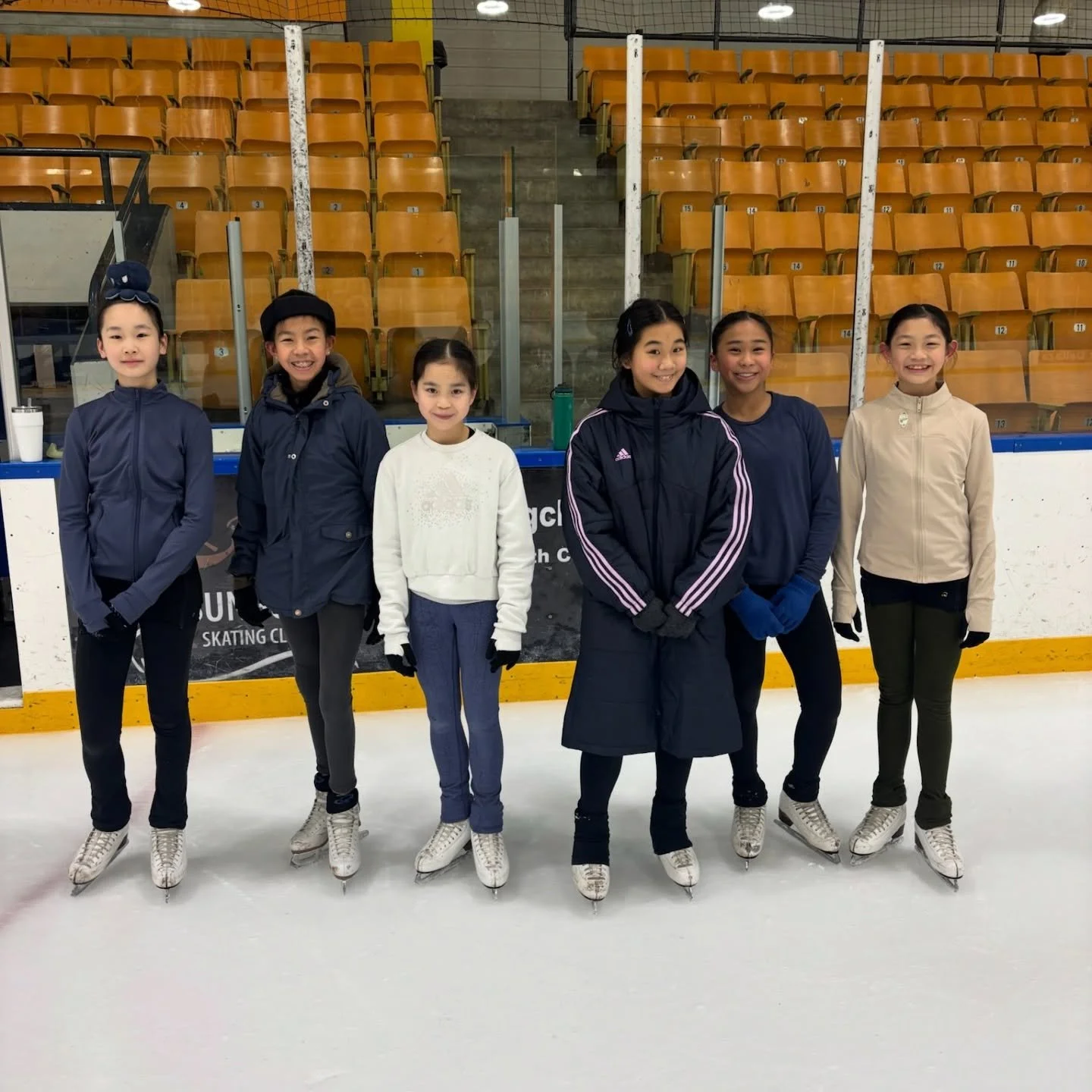 Winter 🥶 Blue and White theme day!