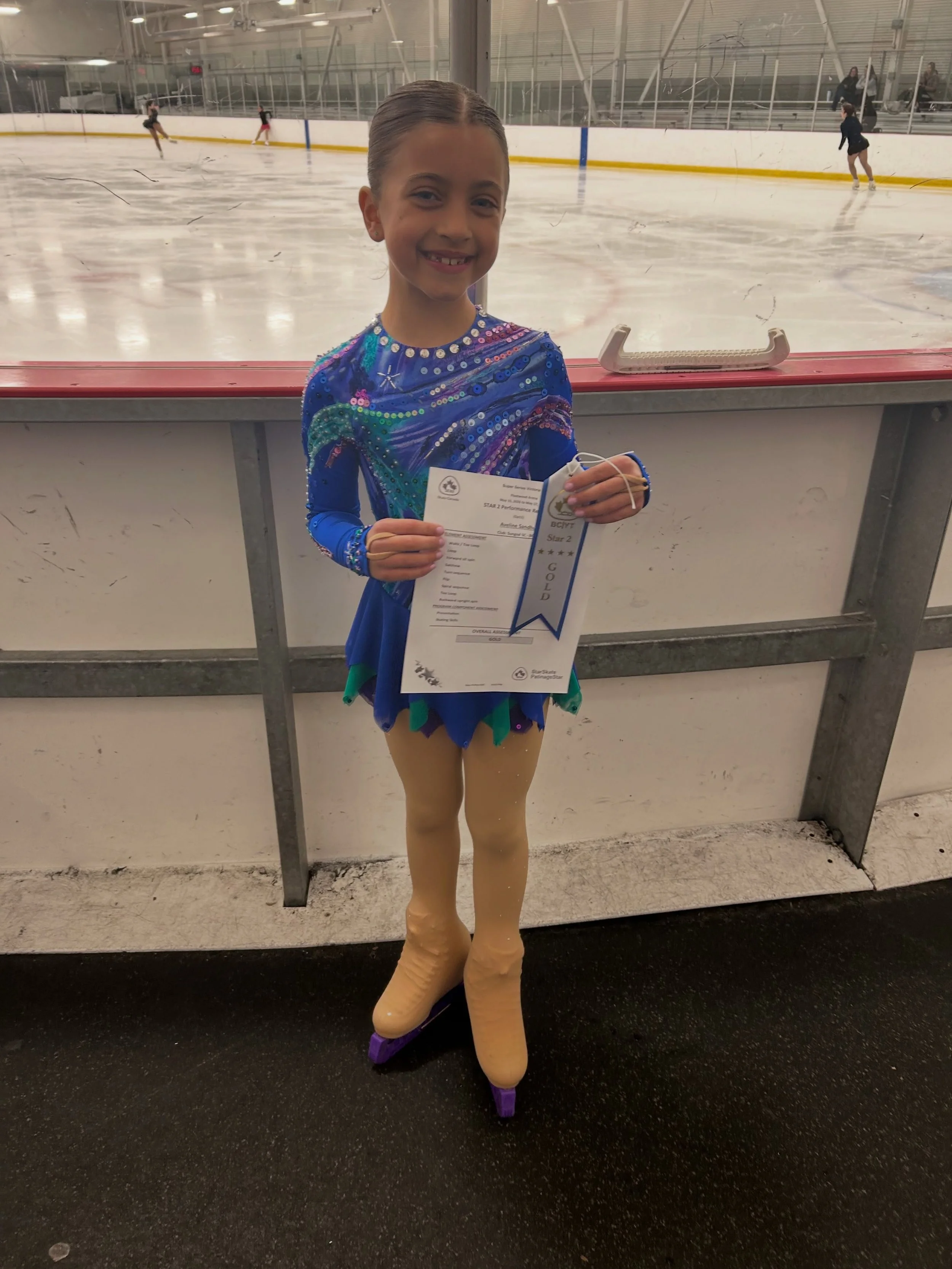 Aveline secured a gold ribbon in Star 2 at the Victoria Day competition 🌀🌟What a superstar 🤩