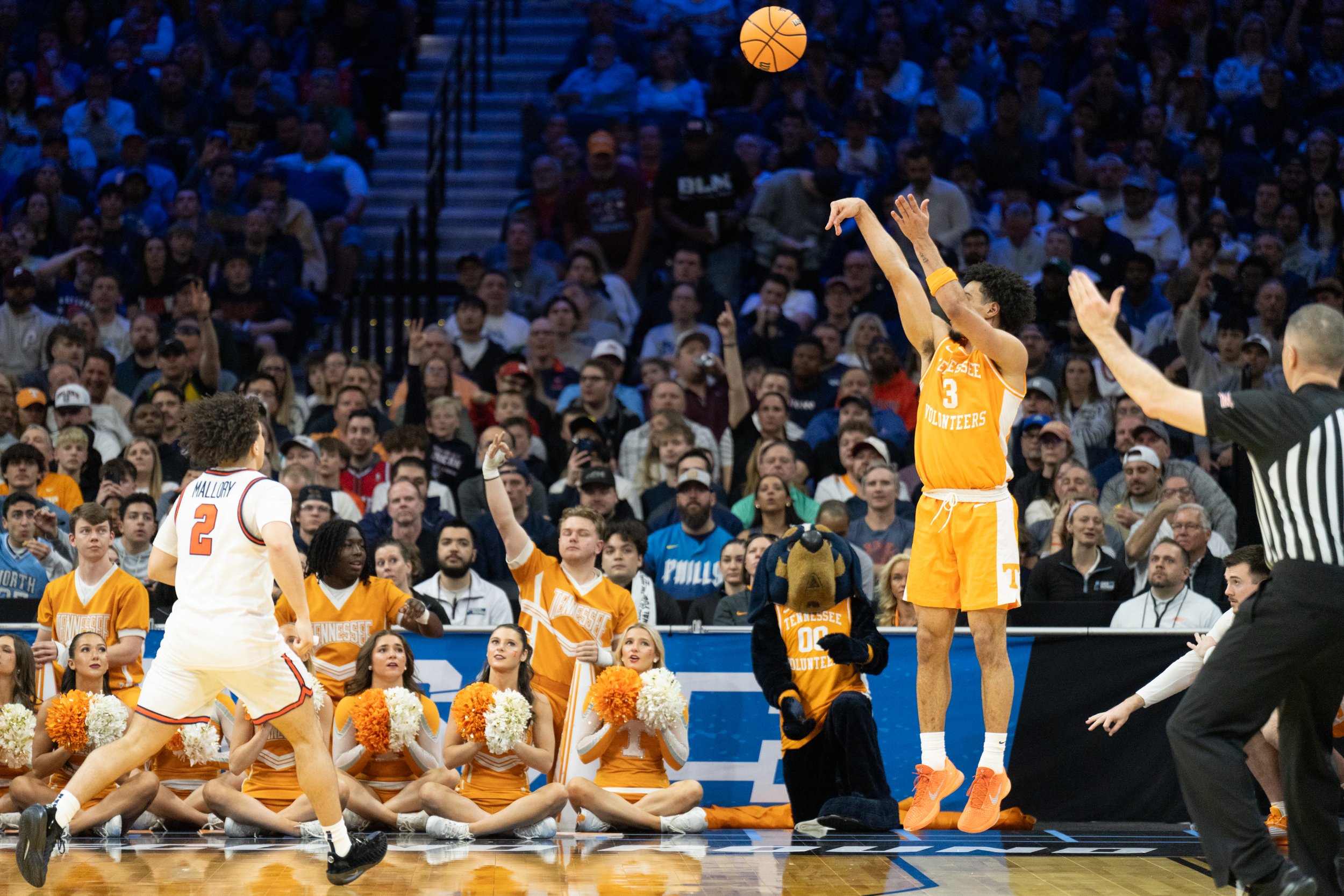 NCAA Men's Basketball Tournament - Second Round - Philadelphia