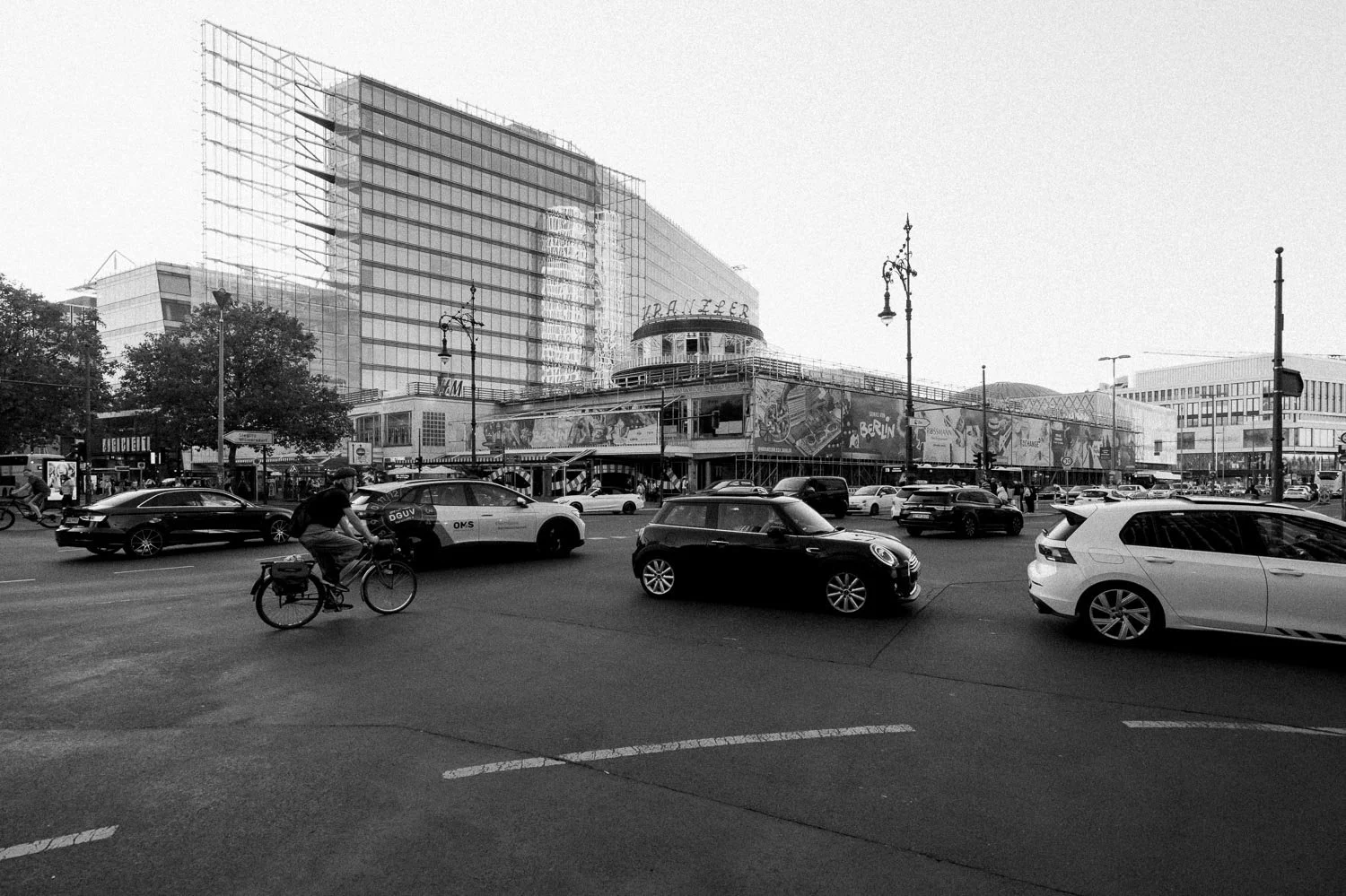 Berlin Kurfurstendamm Krankzler Eck wide shot captured with Leica SL 3 P