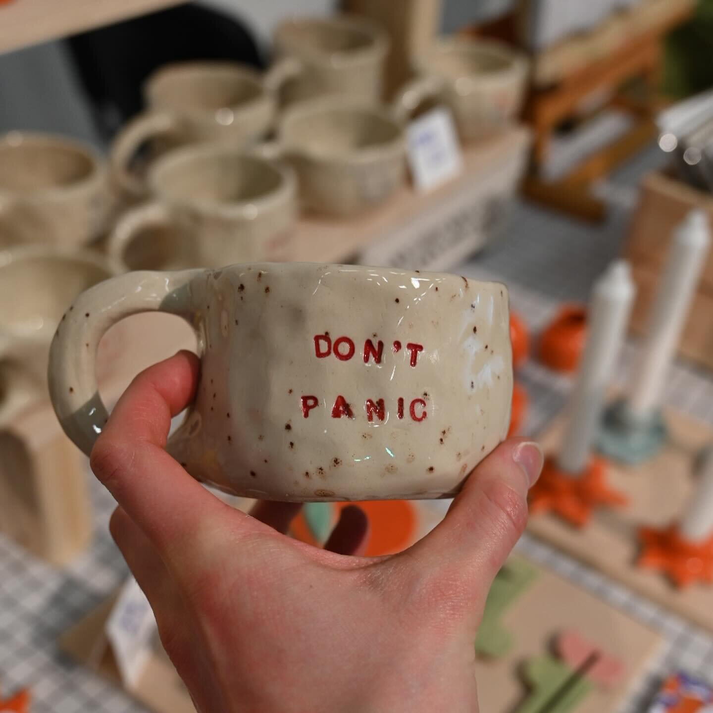 Who wants the remaining mugs listed on my website tonight? 

Tough luck, I&rsquo;m doing it anyway. Does half 7 work?

Okay thanks 

#ceramics #pottery #pinchpots