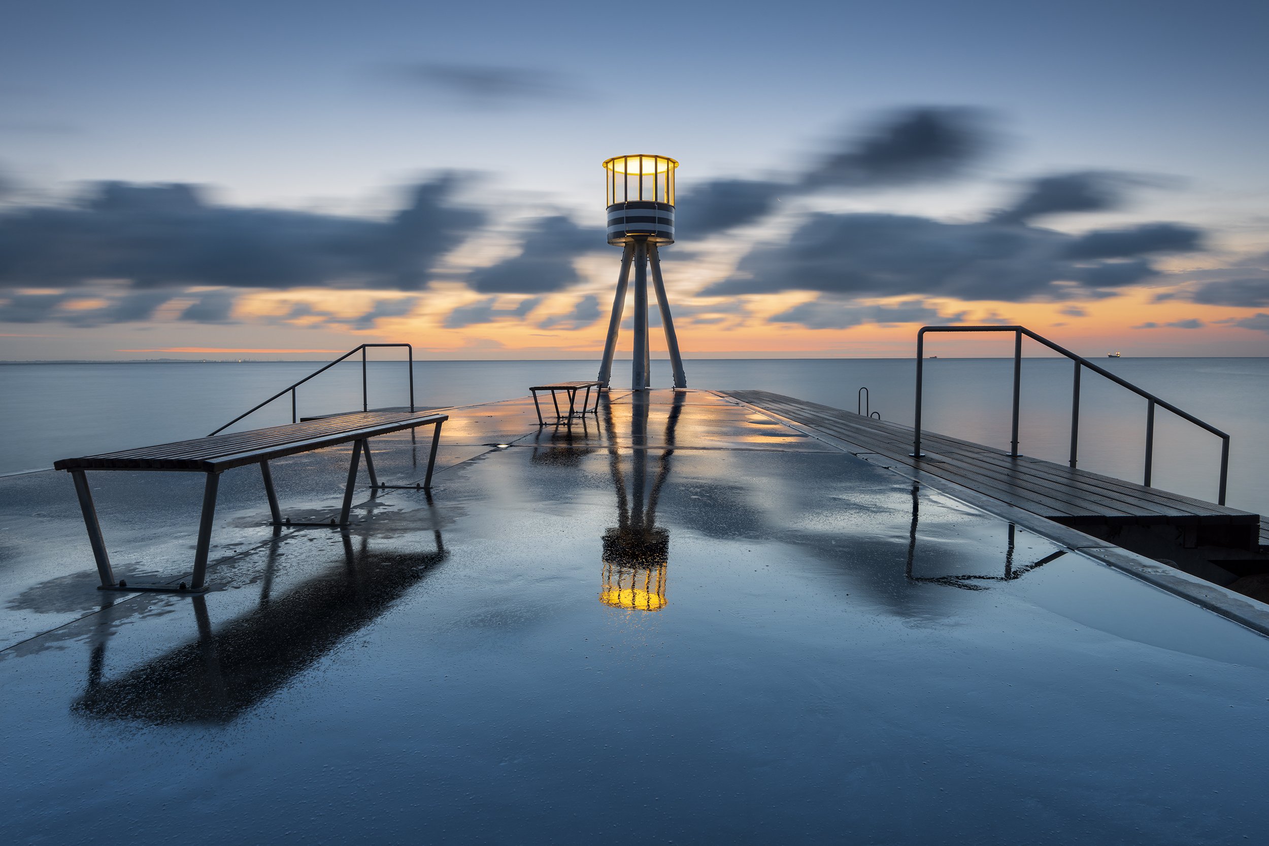 Belleveau tårn fra siden 2500.jpg