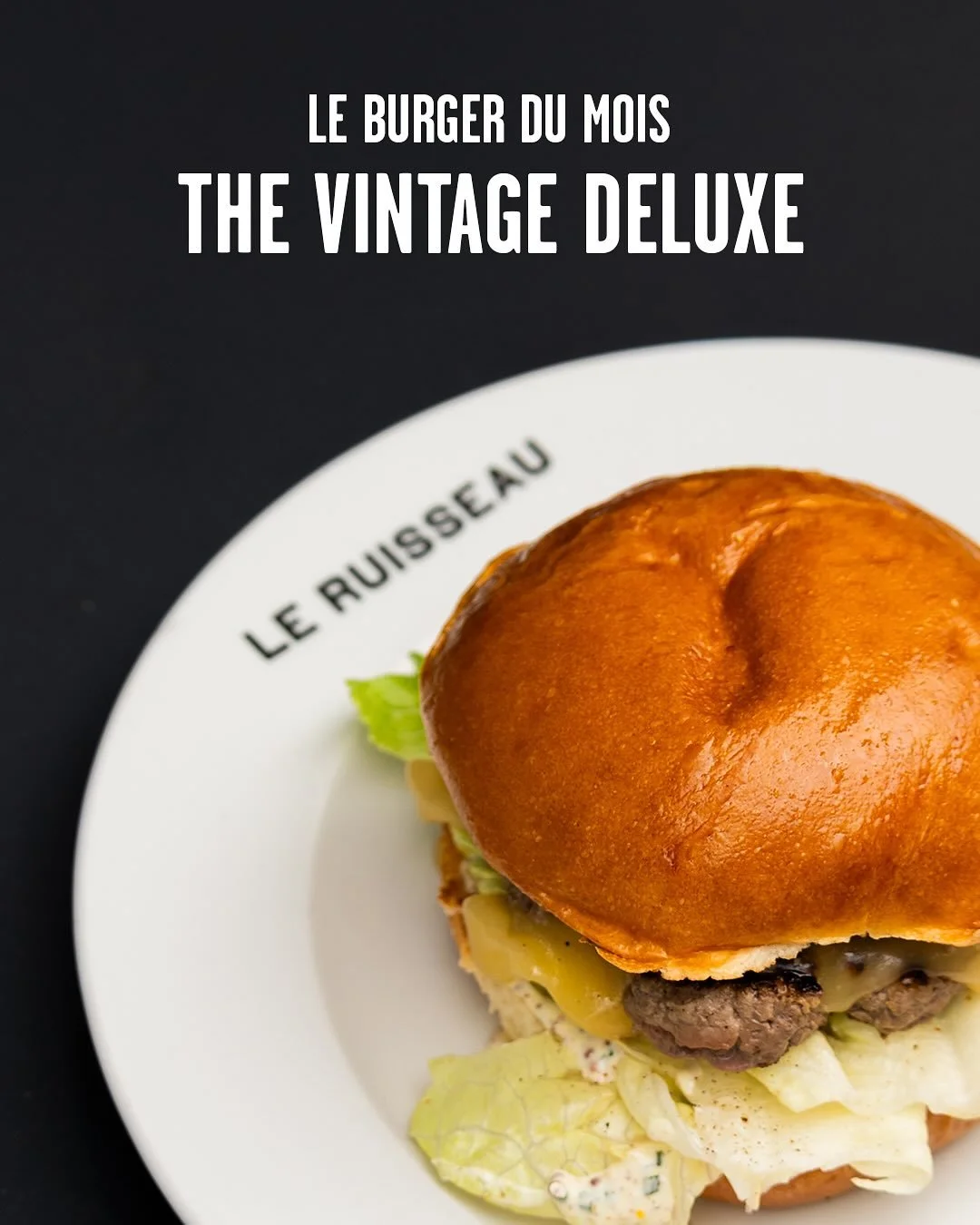 [BURGER DU MOIS] L&rsquo;automne sent bon le cheddar 🧀

THE VINTAGE DELUXE : b&oelig;uf grill&eacute;, cheddar affin&eacute;, sauce deluxe onctueuse, moutarde relev&eacute;e, tomate juteuse, romaine croquante.