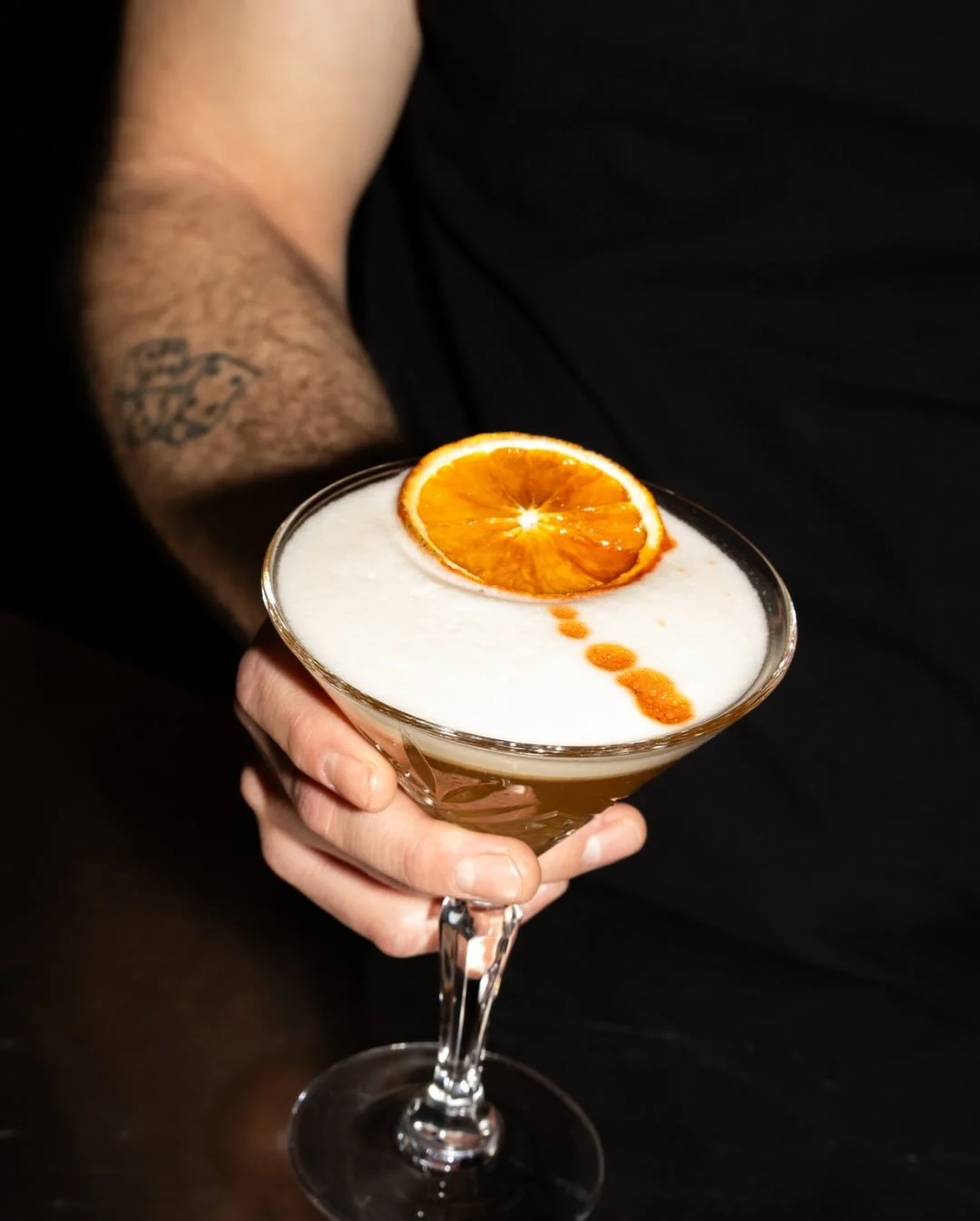 [COCKTAIL DU MOIS] Sour lovers is for you 🧡

The Sweet 29 : pimms, triple sec, pomme, lime, blanc d&rsquo;&oelig;uf, sirop sucre de canne.