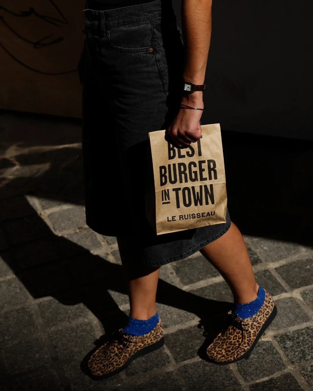 Pas le temps de t&rsquo;asseoir ? Fais-toi quand m&ecirc;me plaisir avec le click'n collect !

📸 @makimanoukian