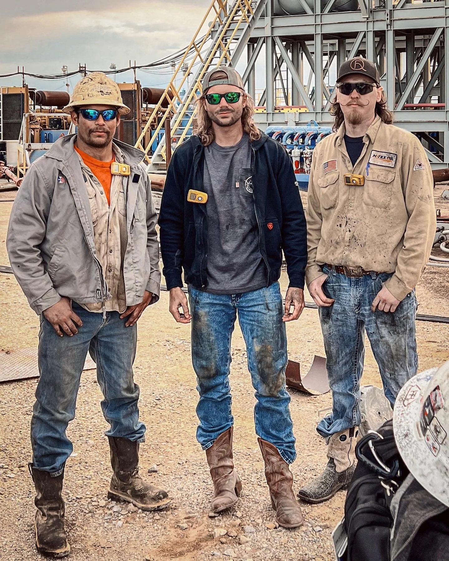 Catch the new Landman show on Paramount+ and you might see some familiar QUILLers! #landman