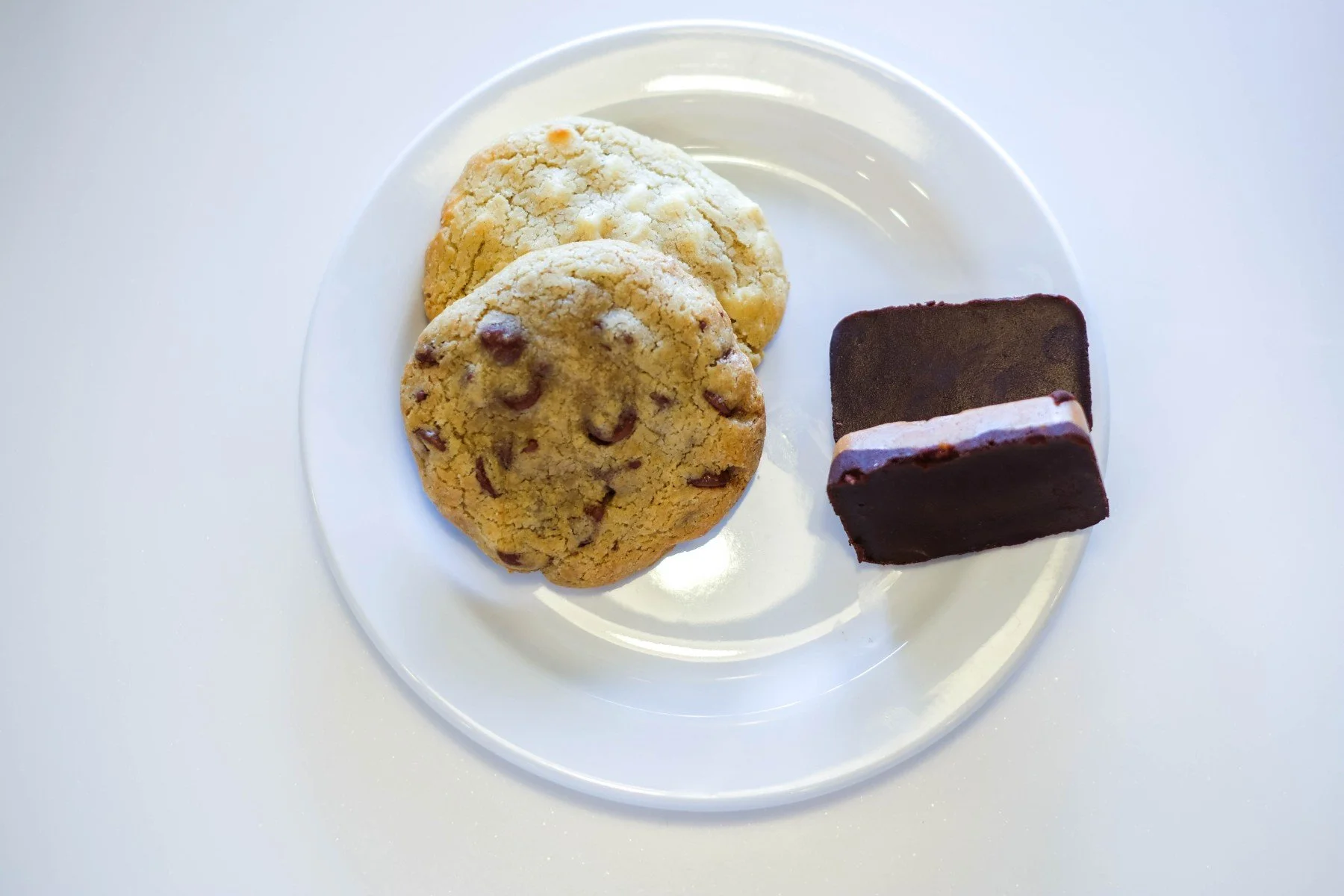 NEW!! White Chocolate Chip Cookie