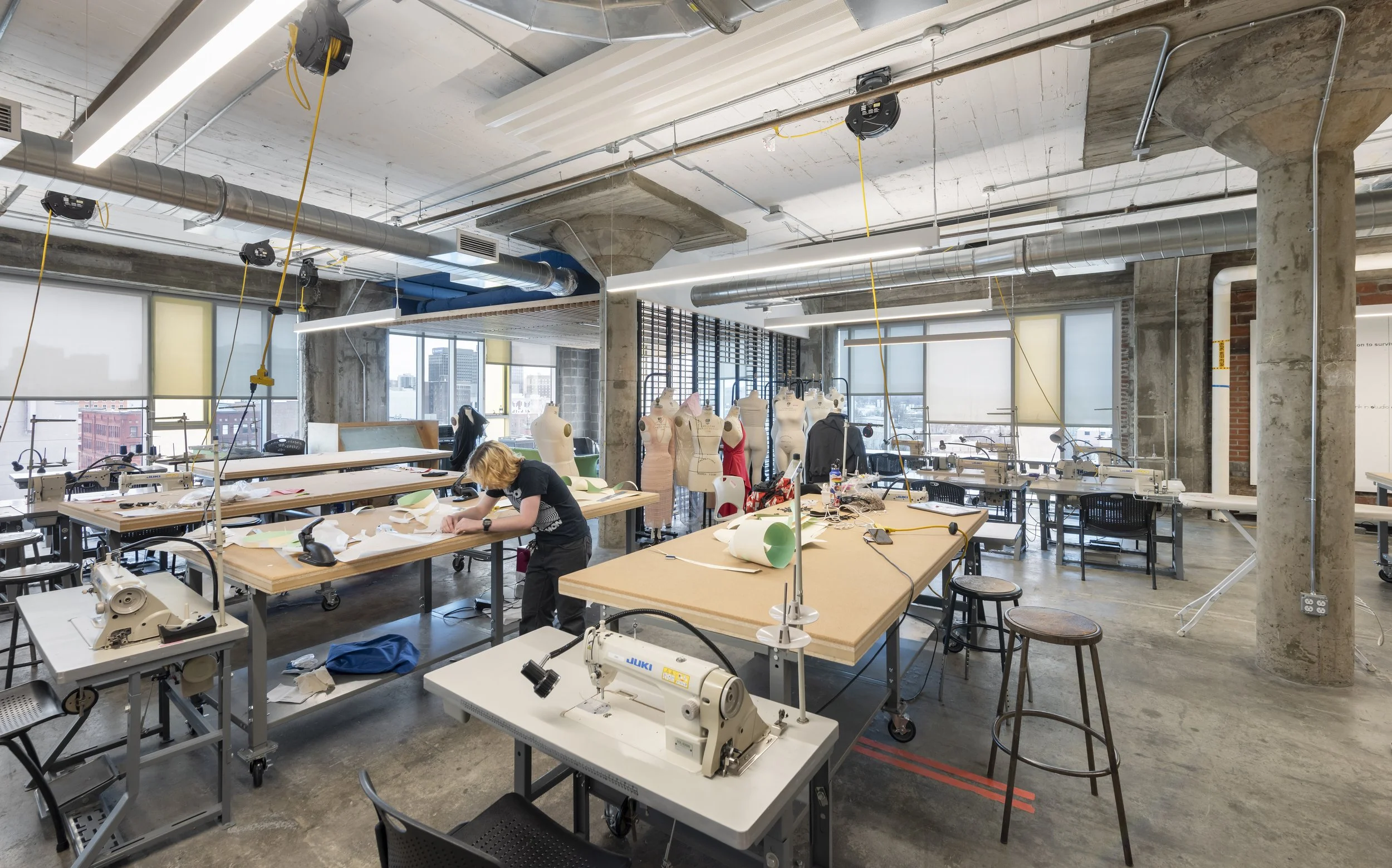 syracuse university nancy cantor warehouse