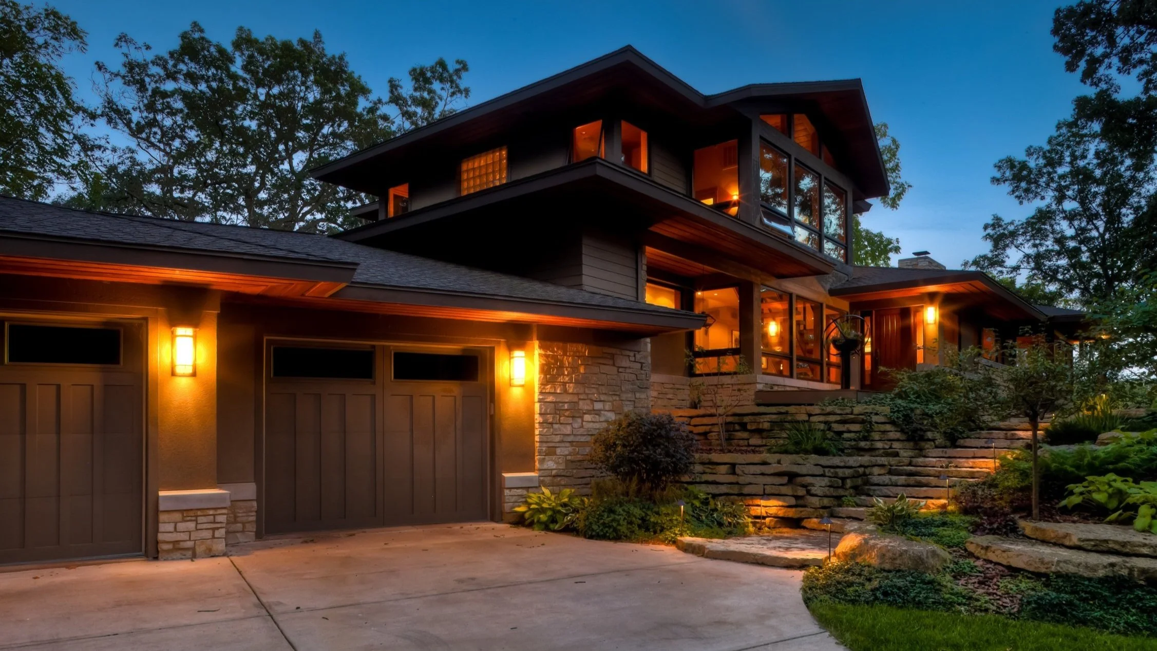 UDVARI SOLNER DESIGN COMPANY