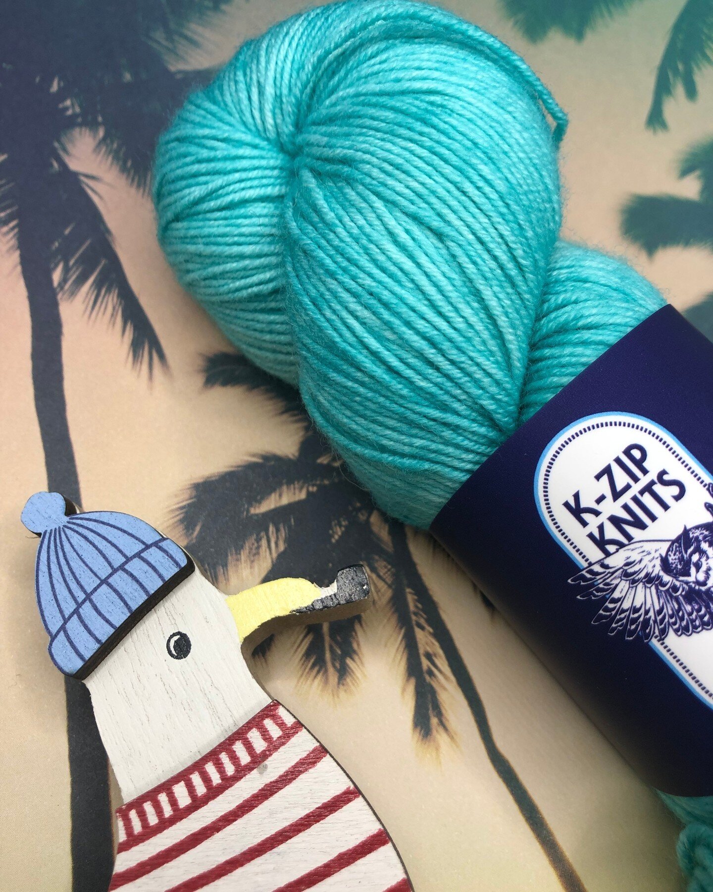 Picture 1: What is this yarn?
Picture 2: Ah yes, &ldquo;Scuba&rdquo;. Reminds me of my days at sea.

Garibaldi Fingering 
80/20 Merino &amp; Nylon

#KzipKnits #HandDyedYarn #HandPainted #Knit #Knitted #Knitting  #IndieYarnDyer #CanadianDyer #Yarn #Wo