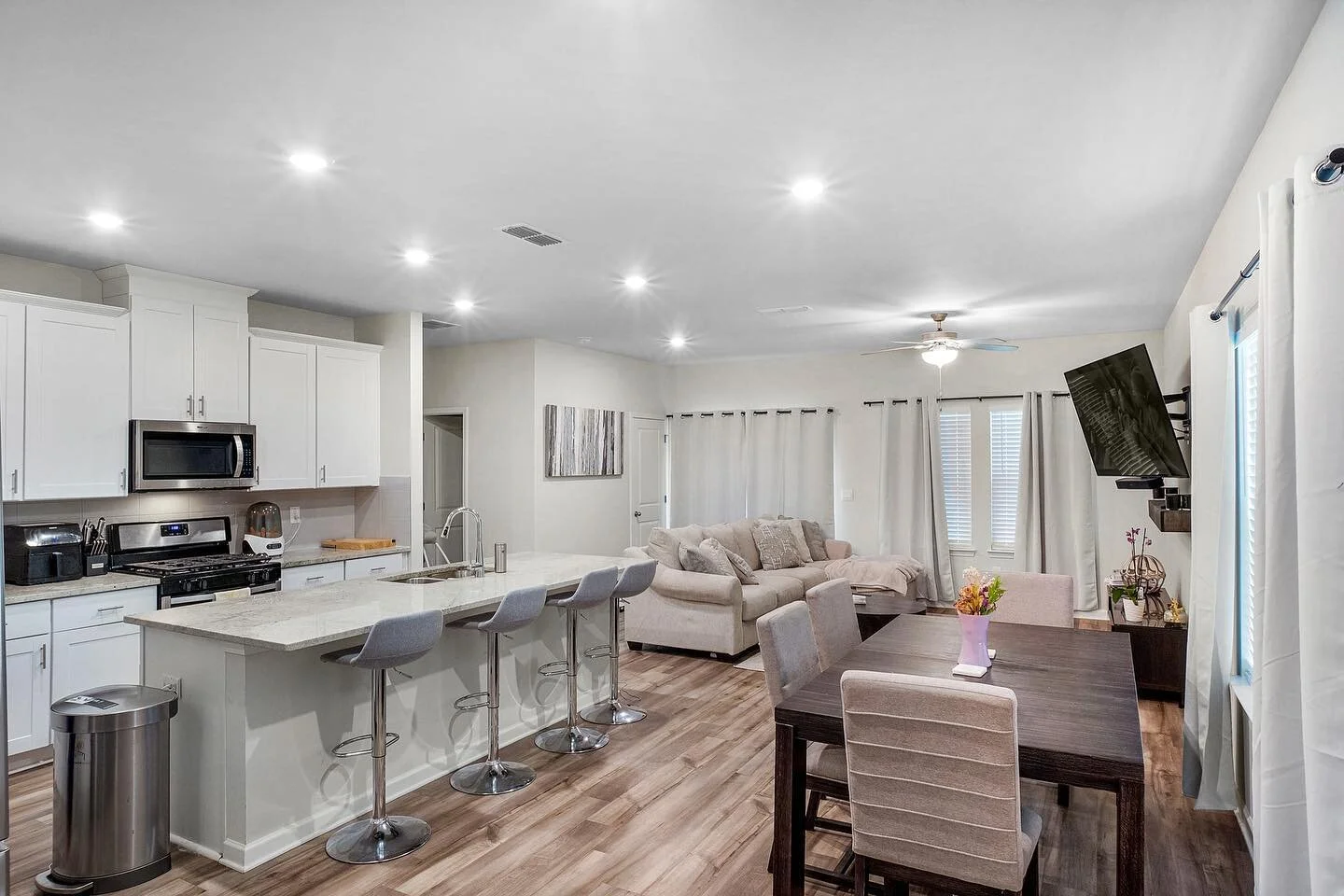 Loved the design of this place. 

#atlanta 
#atlantarealestatephotographer 
#luxury
#luxuryrealestate