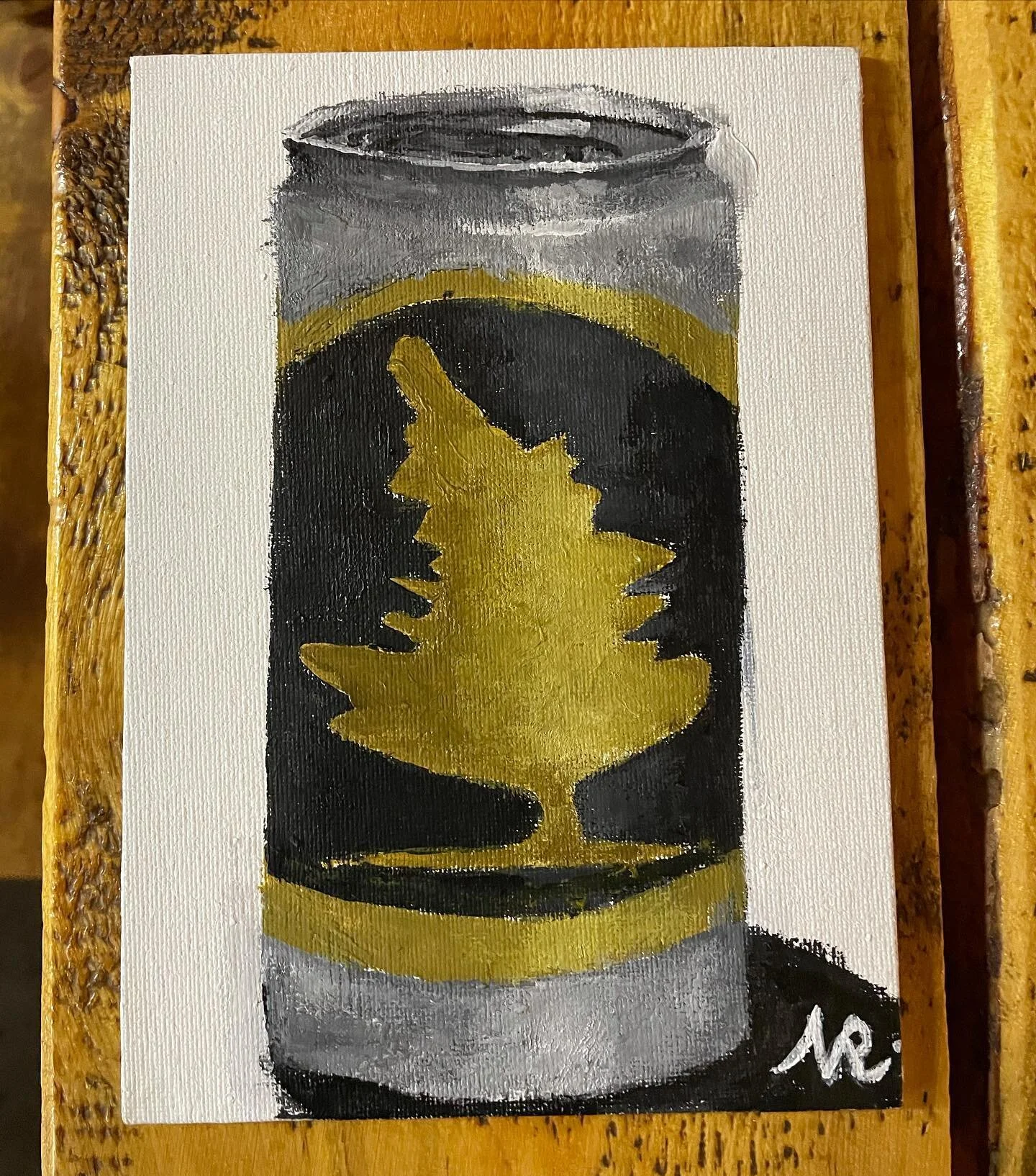 I painted a can but not just any can... this can holds 32 ounces of magic and beer in it, and you should go and buy some. @stormpeakbrewingco