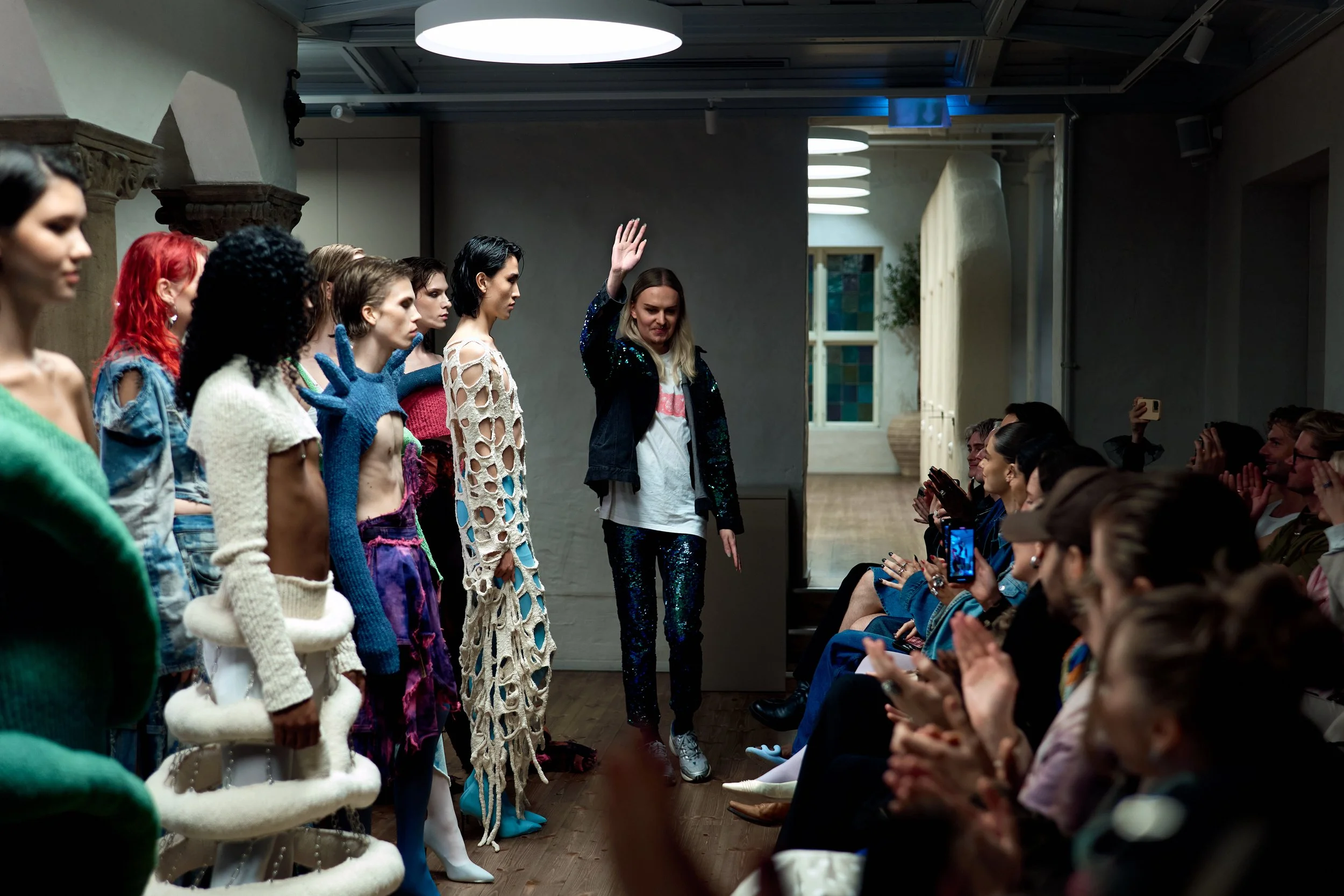 Shotby_luca.DanielSteien.OsloRunway.August24.Runway.Cropped.Websize 37.jpg