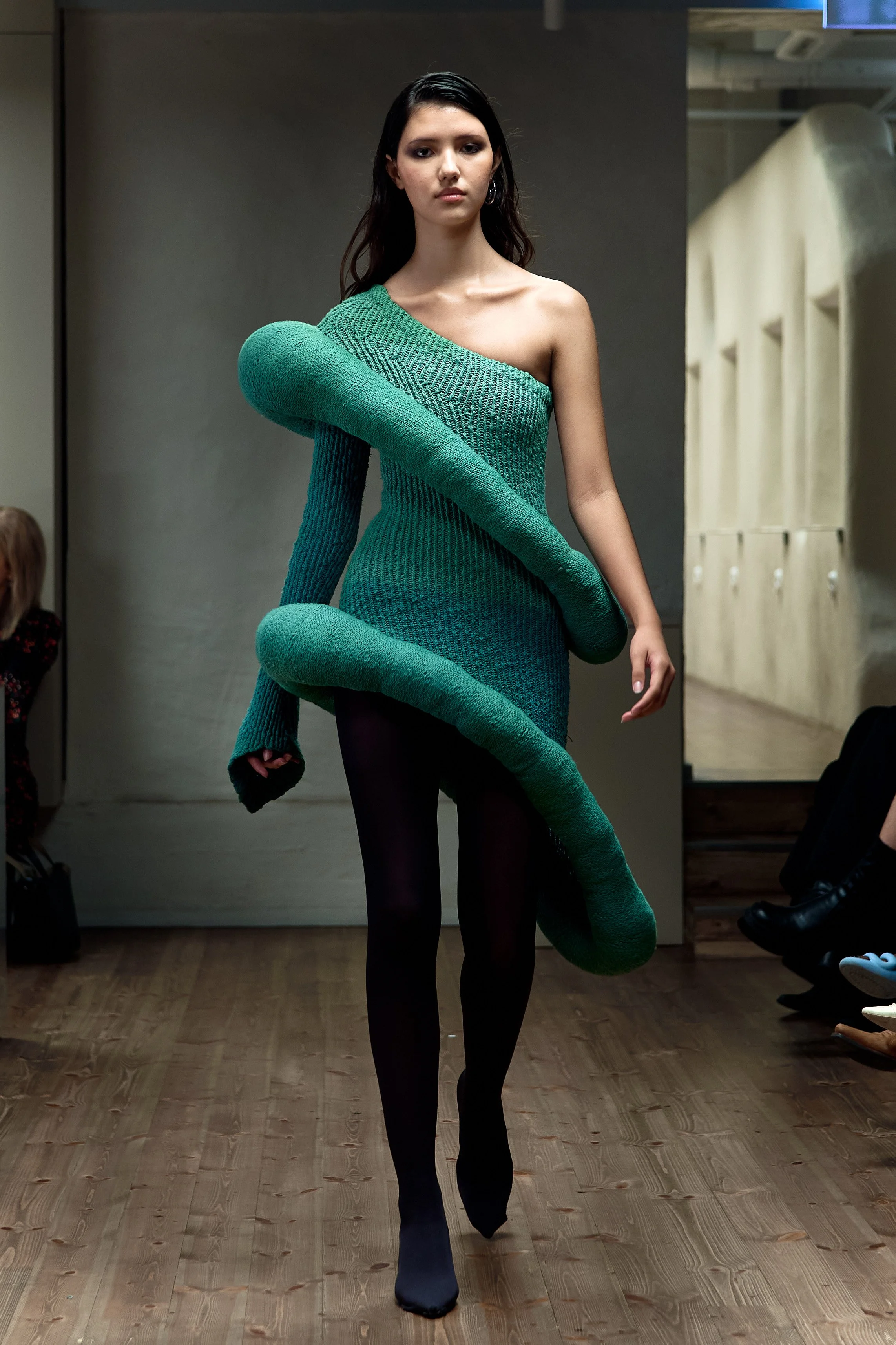 Shotby_luca.DanielSteien.OsloRunway.August24.Runway.Cropped.Websize 7.jpg