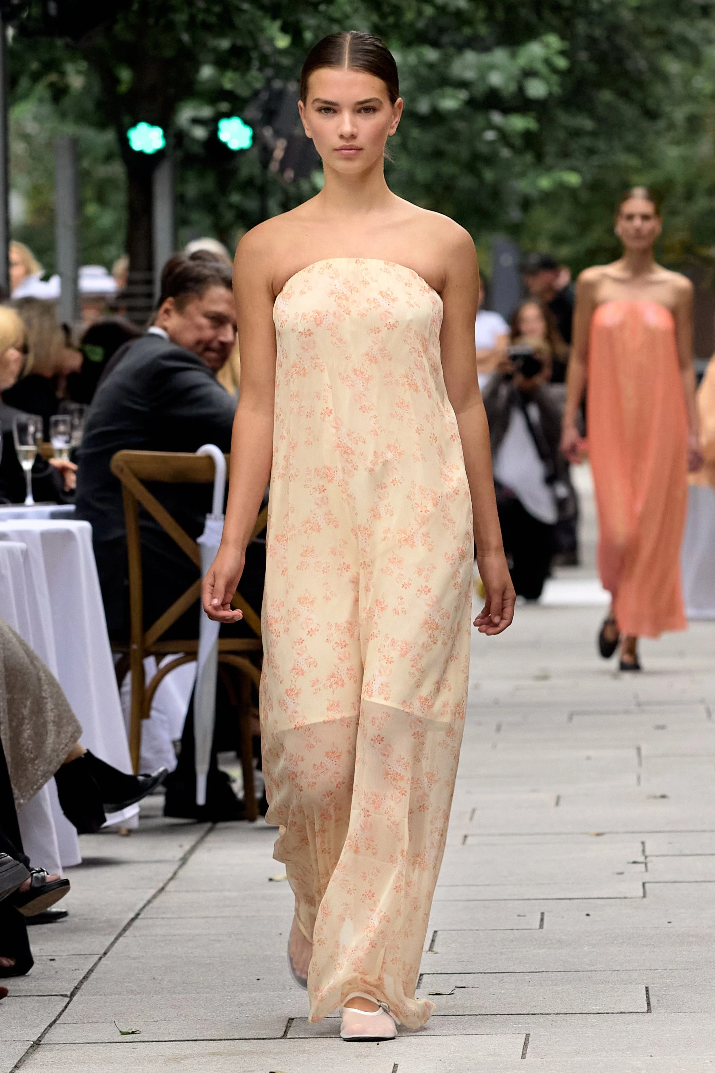 Shotby_lucas.LineofOslo.ORW.August24.Standardcrop 57.jpg