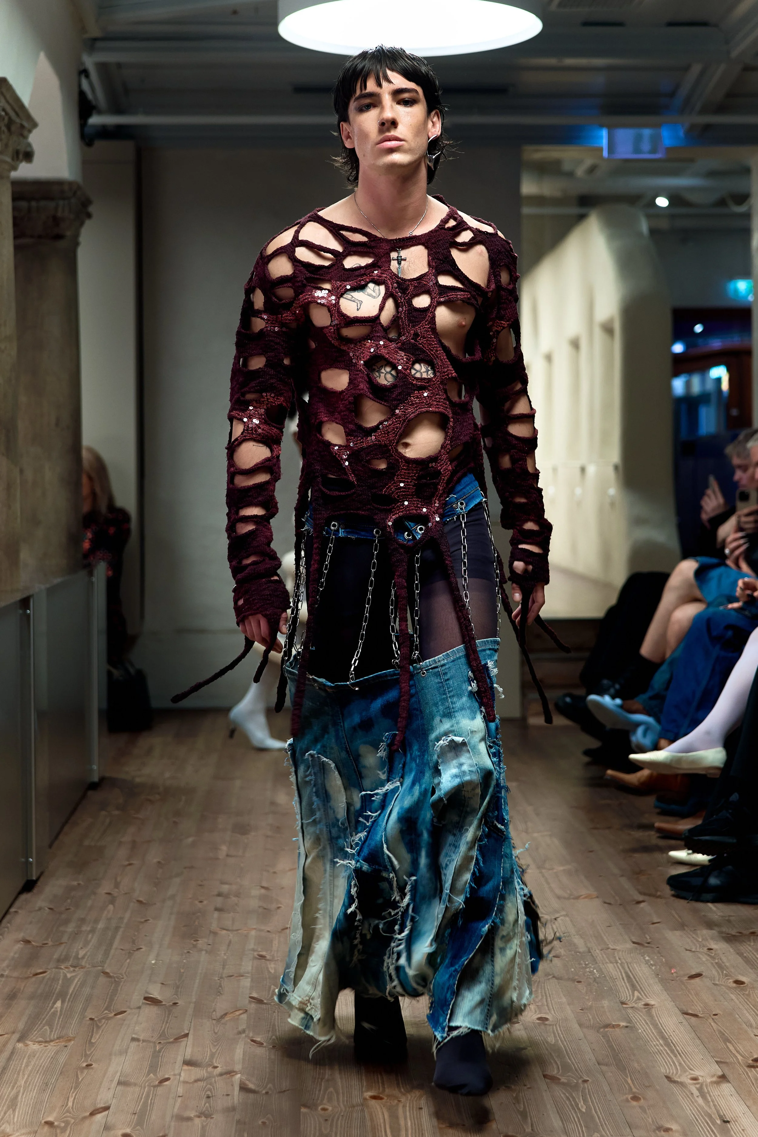 Shotby_luca.DanielSteien.OsloRunway.August24.Runway.Cropped.Websize 10.jpg
