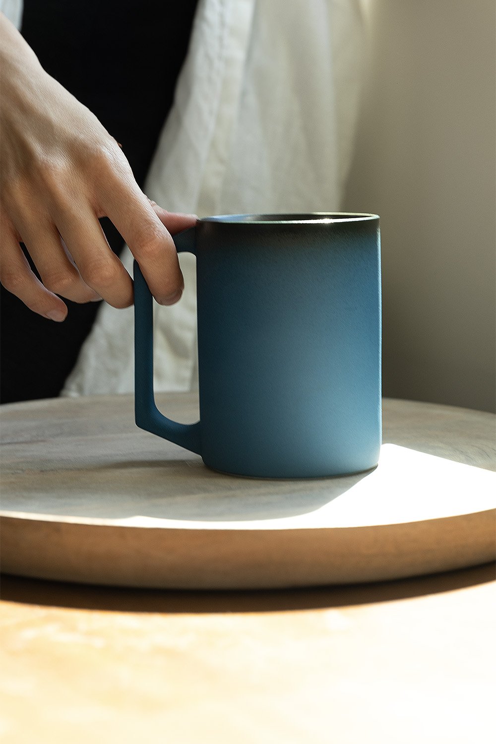 Ui Fine Ceramic Self-Heating Mug -Black Walnut, OHOM