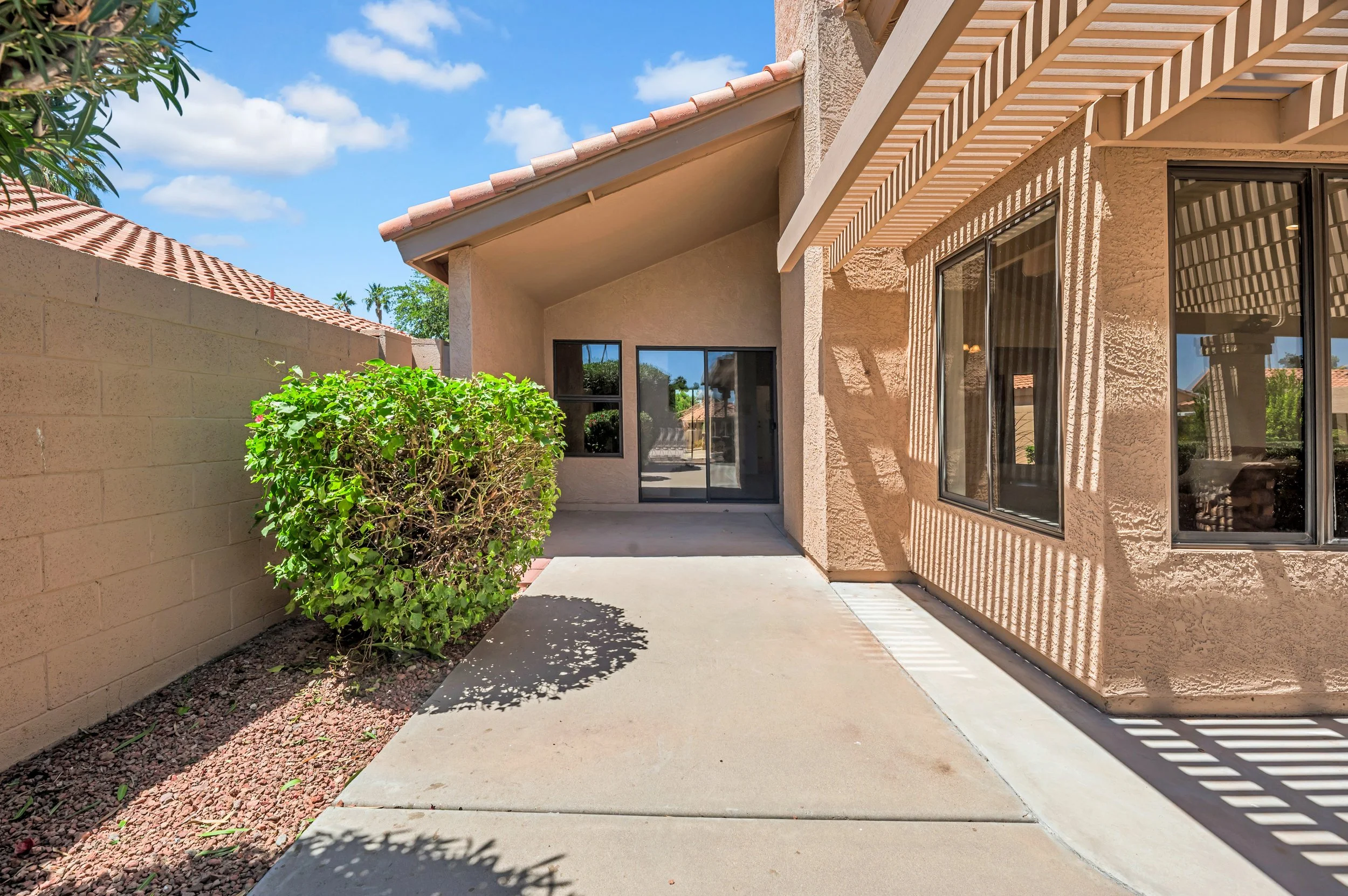 26-print-9411 W Kerry Ln-26.jpg