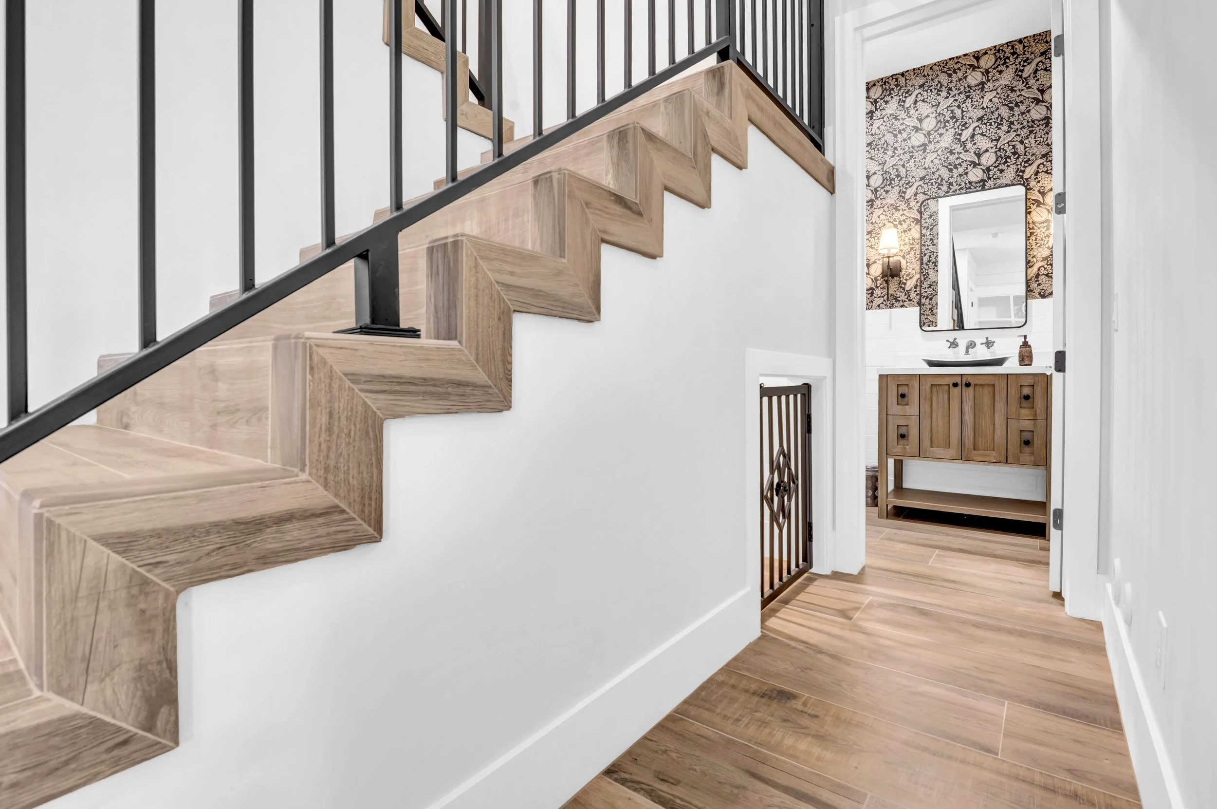 30-print-21071 W Canyon Dr-30.jpg