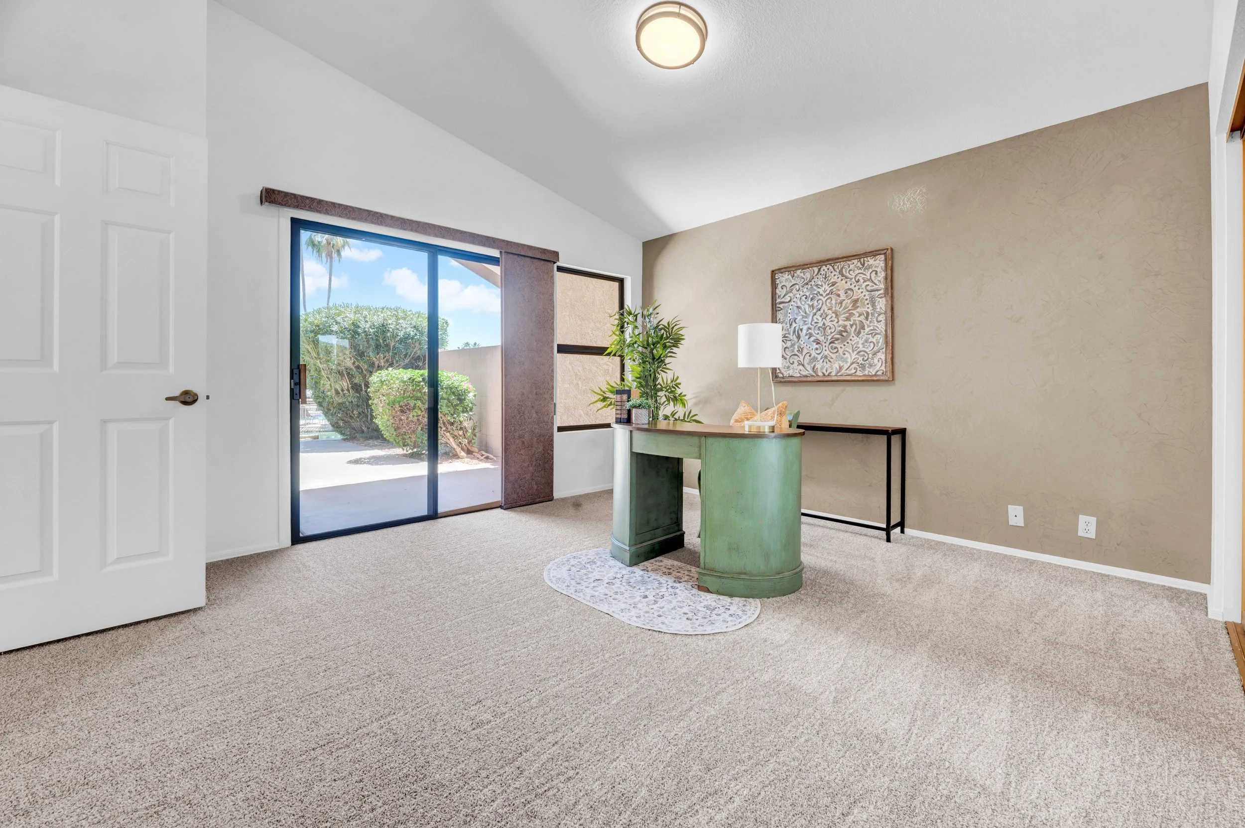 17-print-9411 W Kerry Ln-17.jpg