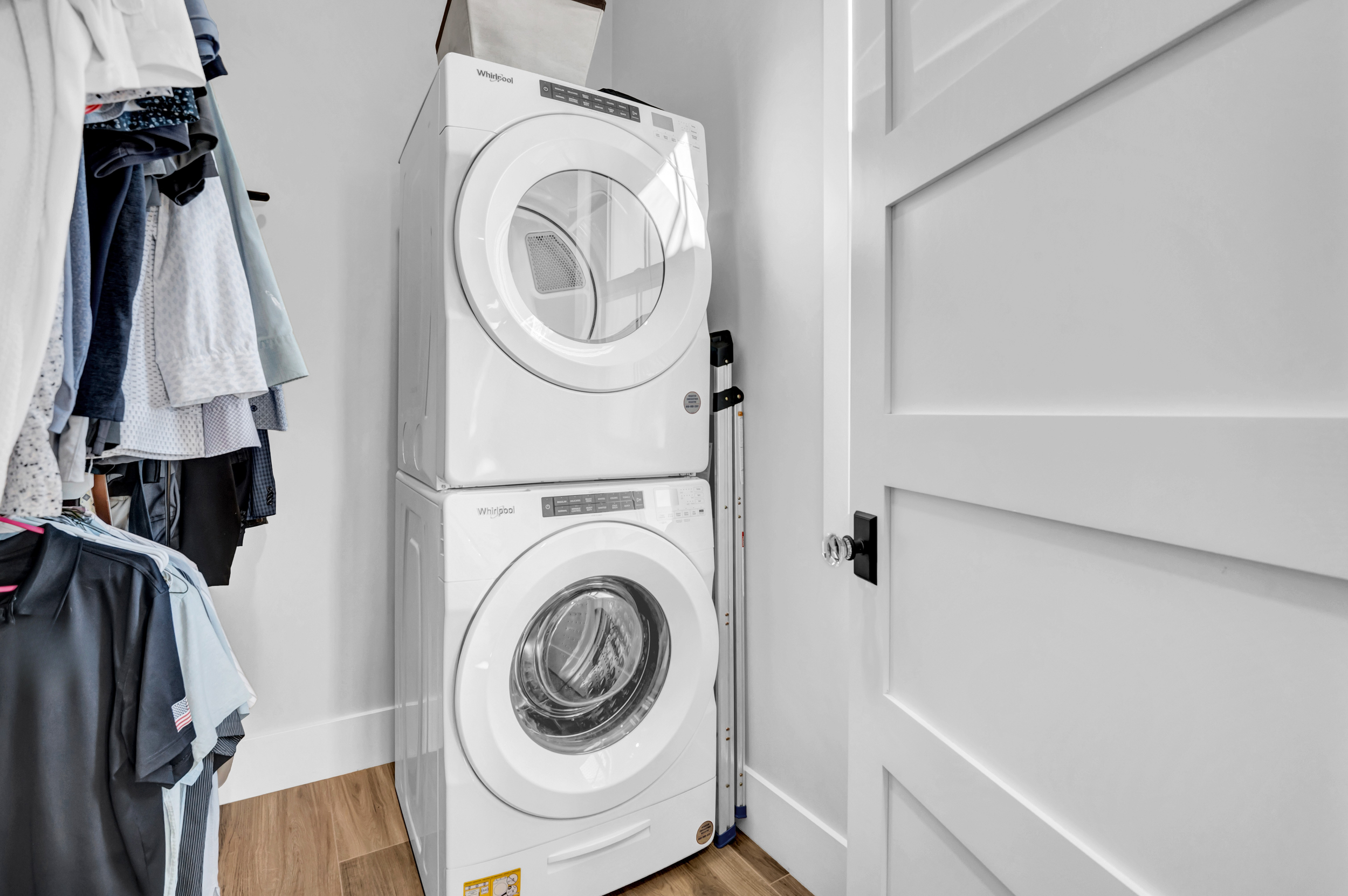 Untitled design - 2025-12-16T180804.886.png