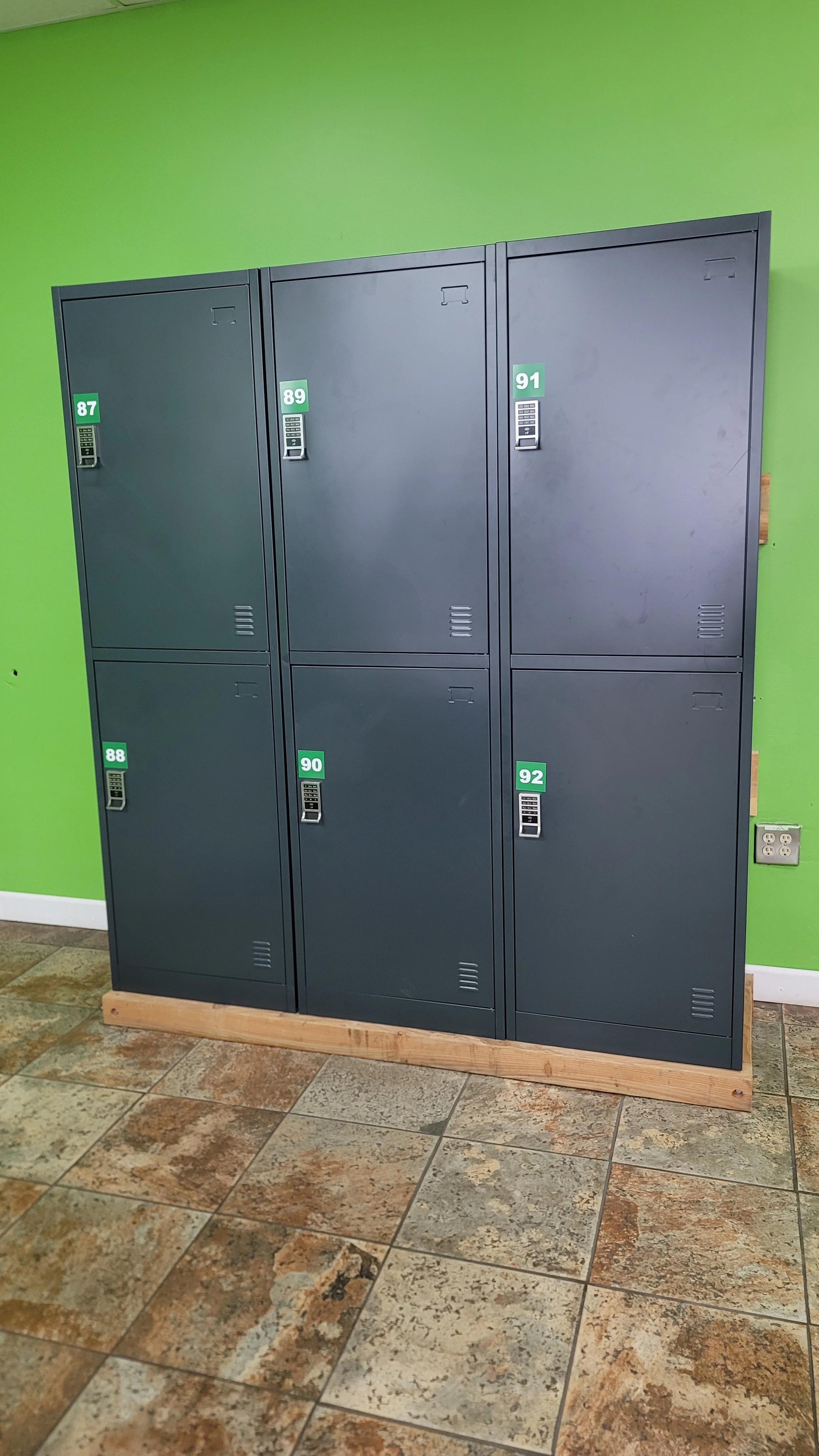 Laundry Lockers for Wash Dry Fold