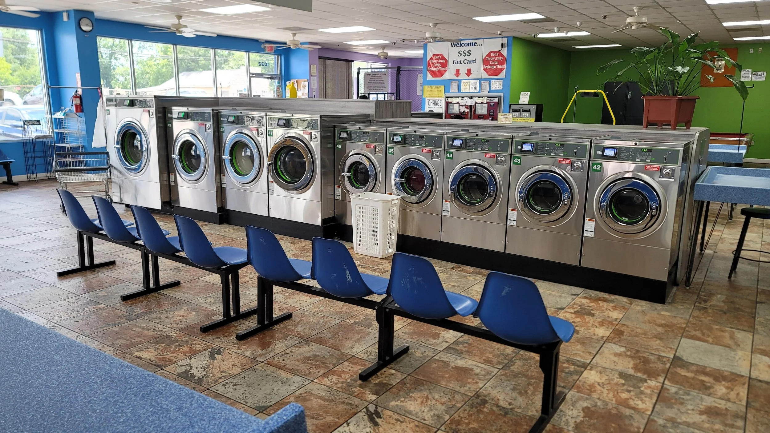 Washers using quarters and Credit/Debit Cards