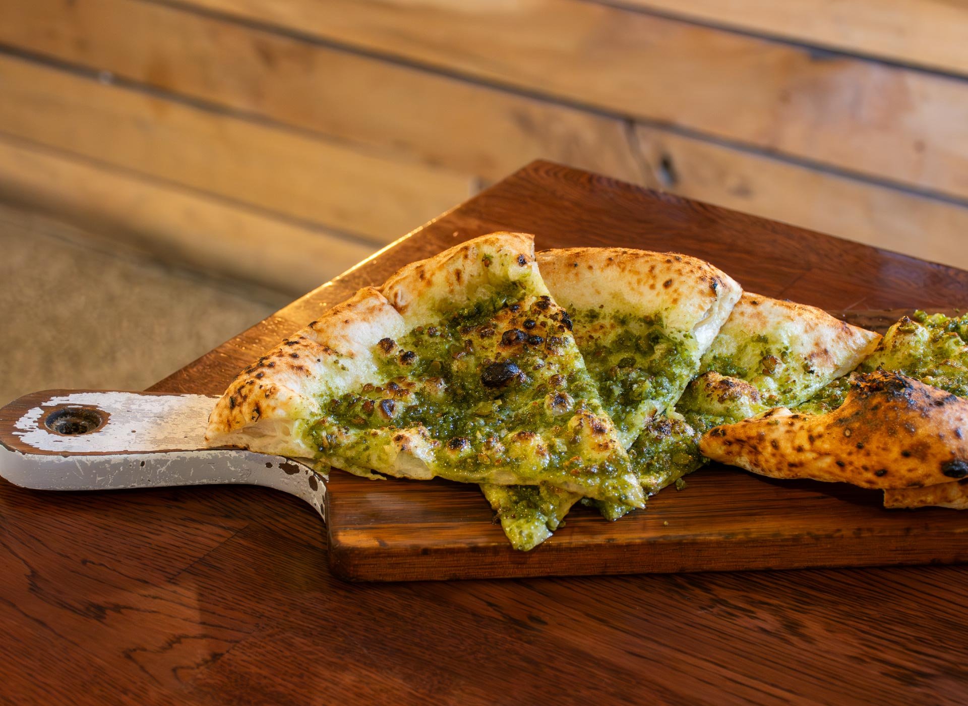 pizza-focaccia-classica-salads-alessandros-pizzeria-hawkes-bay.jpg