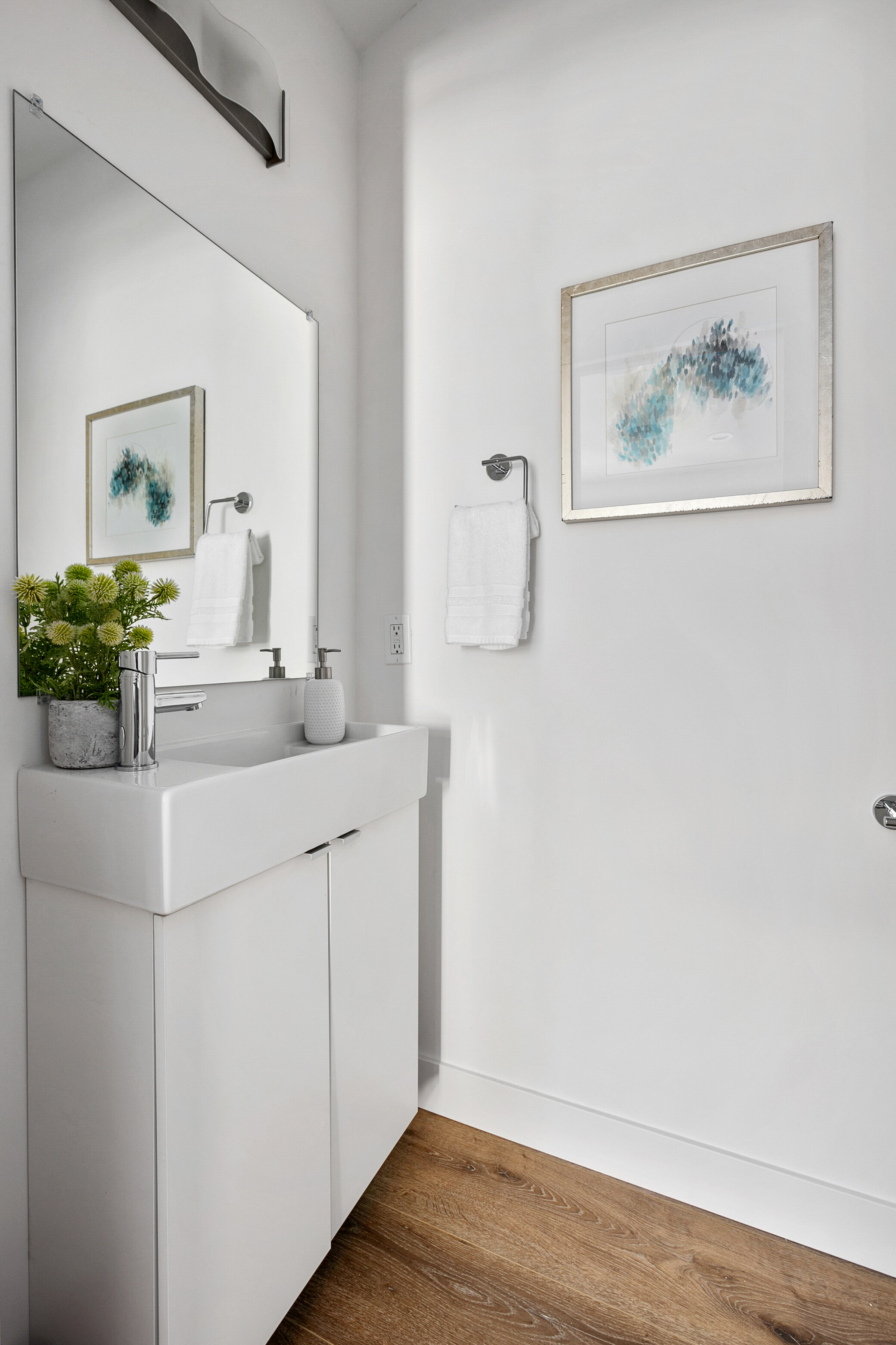 6633 Carleton Ave S Seattle (12 of 35).jpg