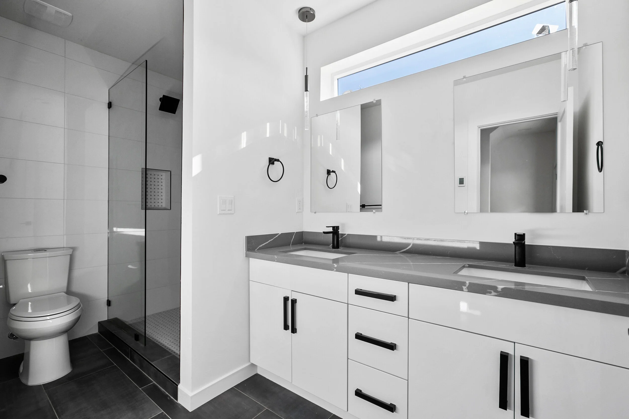 6633 Carleton Ave S Seattle (31 of 35) (1).jpg