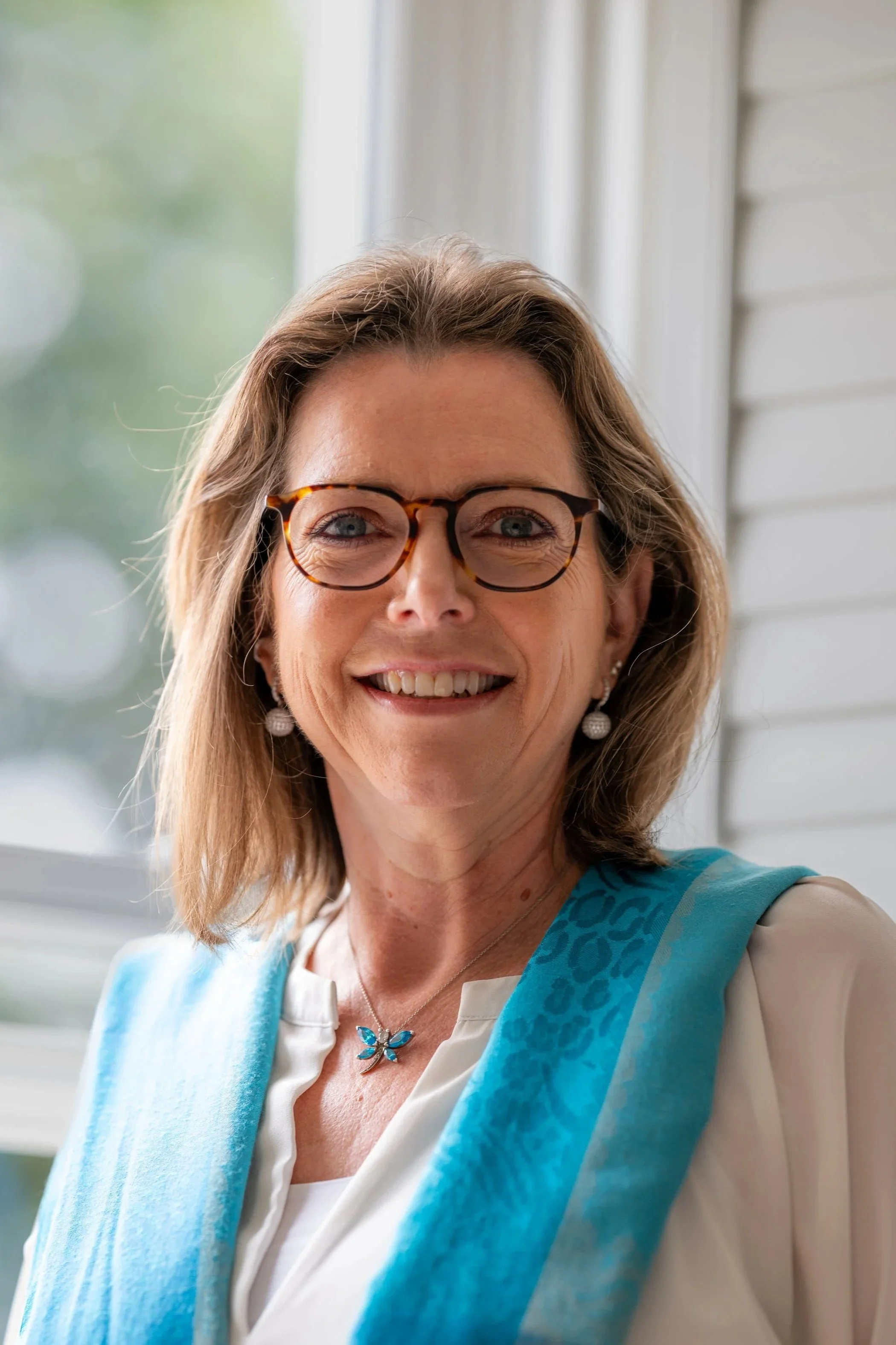 Claire Davis | Trustee
Claire is a management consultant specialising in people strategy, organisational culture, and leadership development. With a wealth of experience gathered from a diverse range of industries, spanning technology start-ups, glob