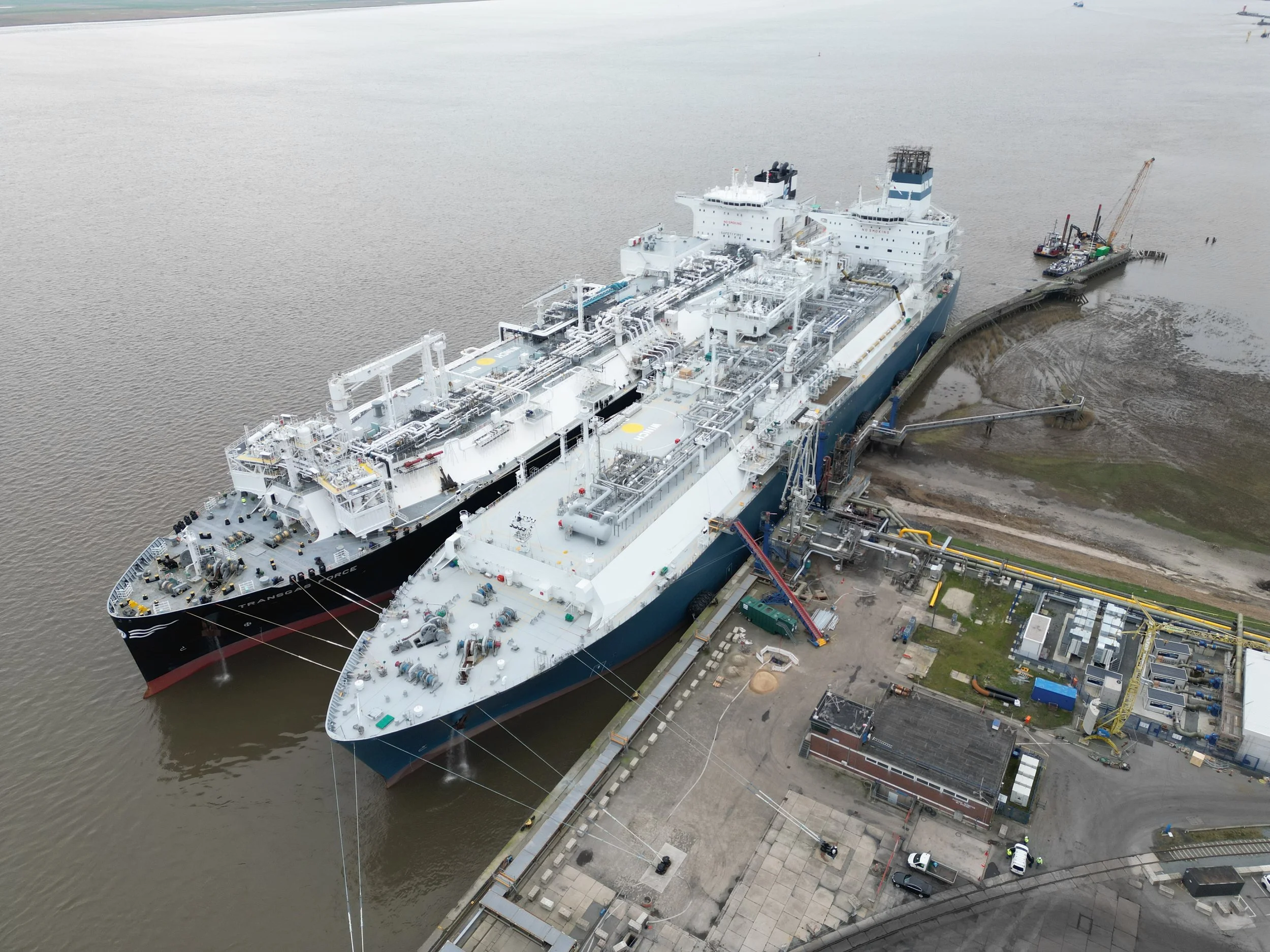 Gasfin takes over commercial management for key LNG terminals in Germany