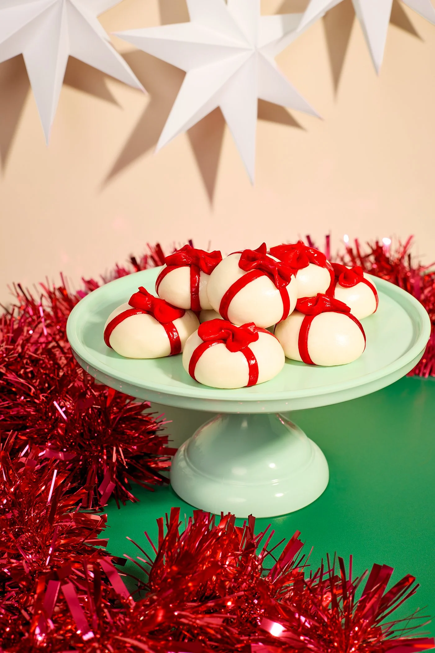 CHRISTMAS-TABLE 3.jpg