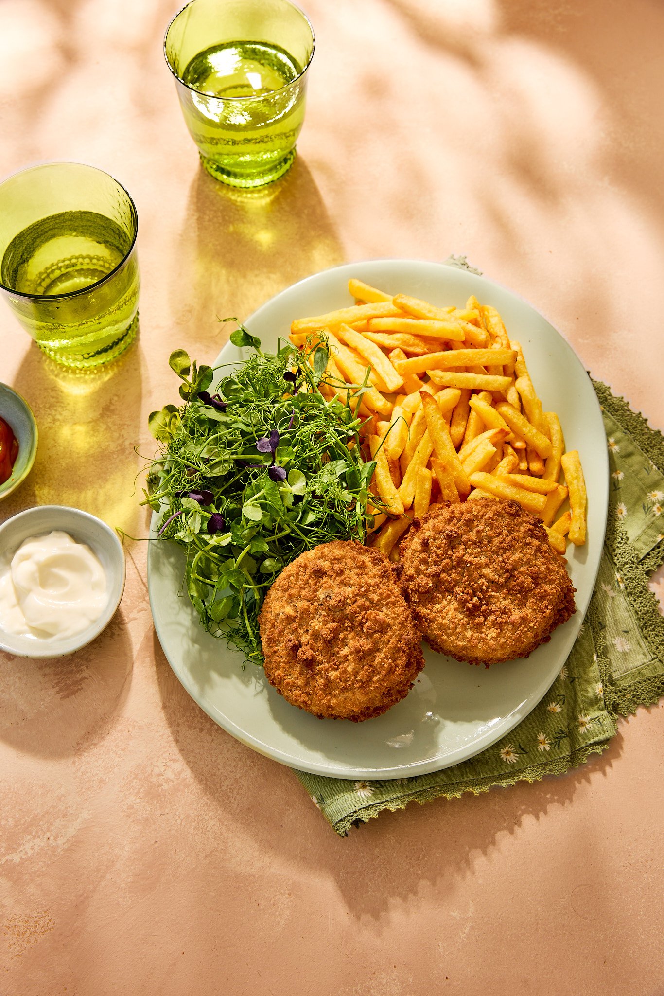 Fish cakes with chips and salad