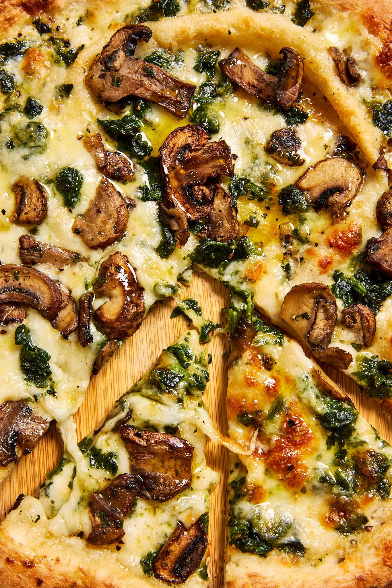 Crosta and Mollica Fiorentina Pizza