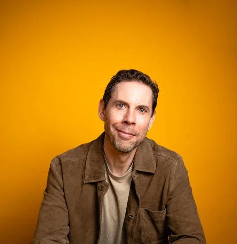 S11 E8 RYAN HAMILTON: All Smiles