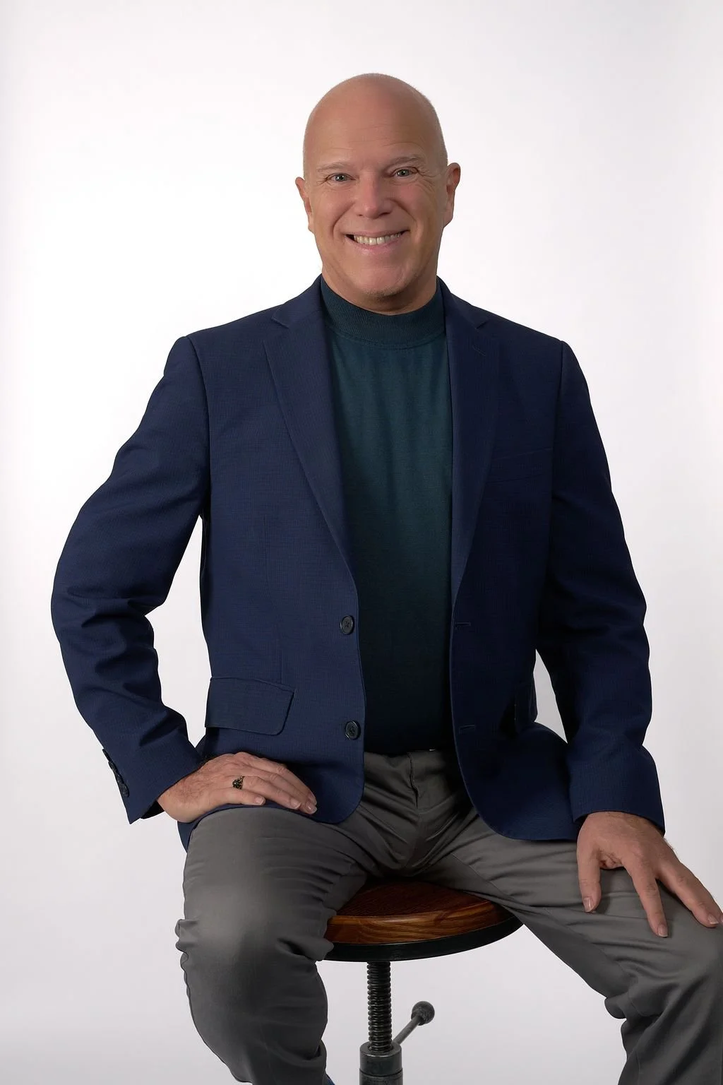 S11 E11 &nbsp; TOMMY HENSEL: Table for One&nbsp;