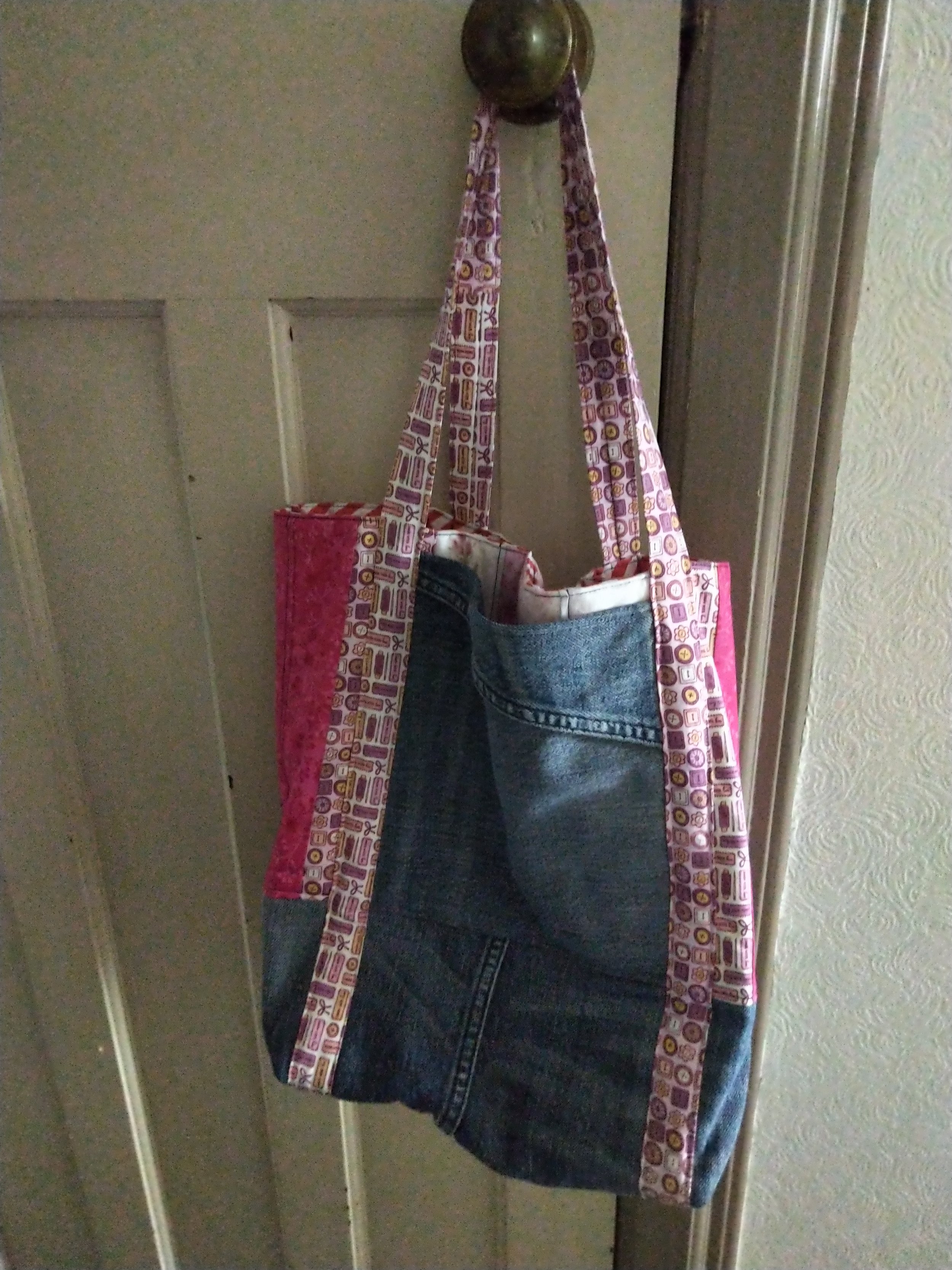 The Ruby Traveller with pocket.jpg