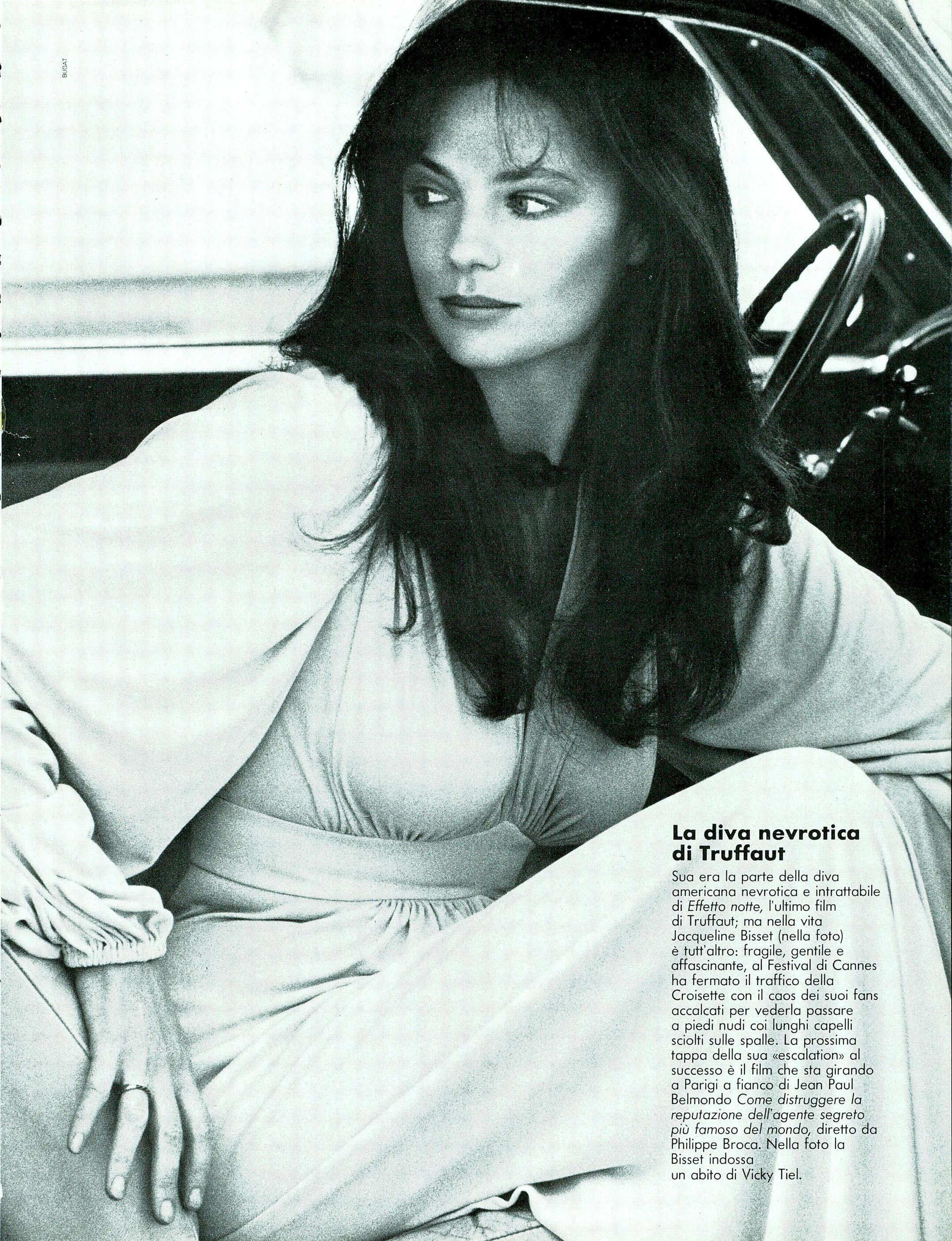 Jacqueline Bisset in a dress by Vicky Tiel. Photo by Bugat for Vogue Italia, January 1974.