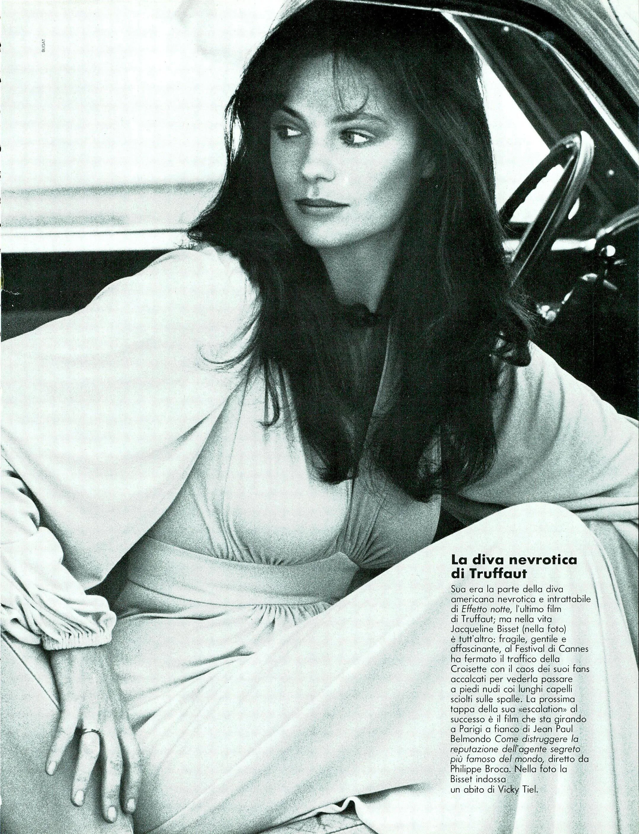 Jacqueline Bisset in a dress by Vicky Tiel. Photo by Bugat for Vogue Italia, January 1974.